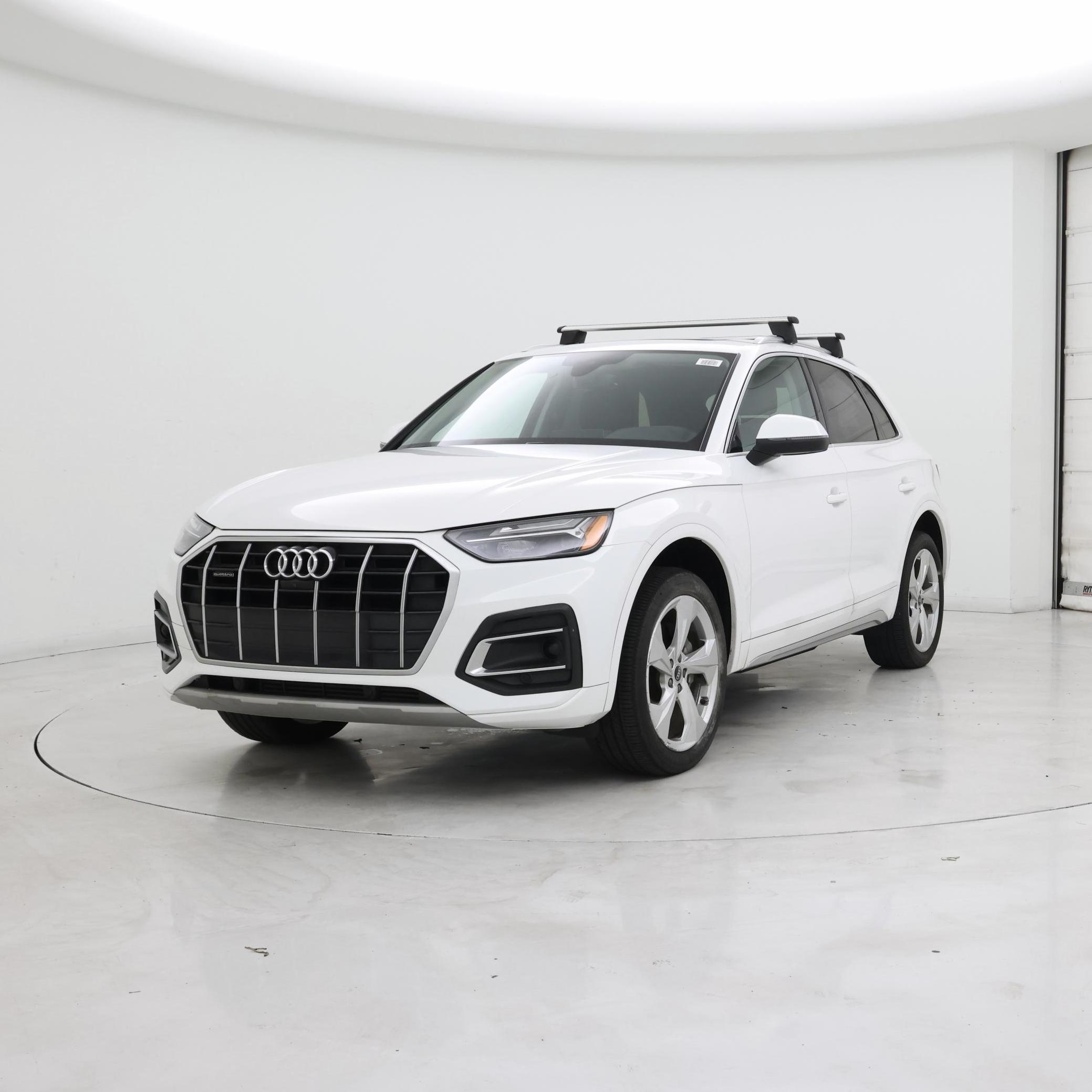Thumbnail: 2021 Audi Q5 - 4