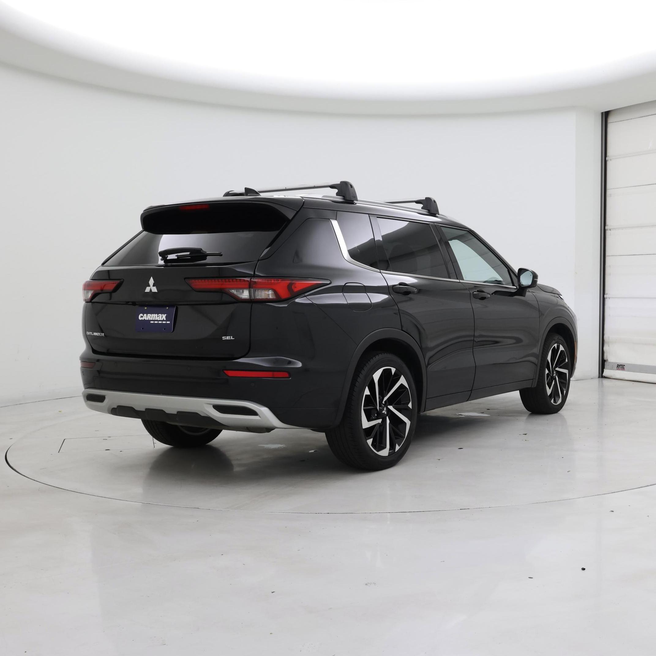 Thumbnail: 2022 Mitsubishi Outlander - 8