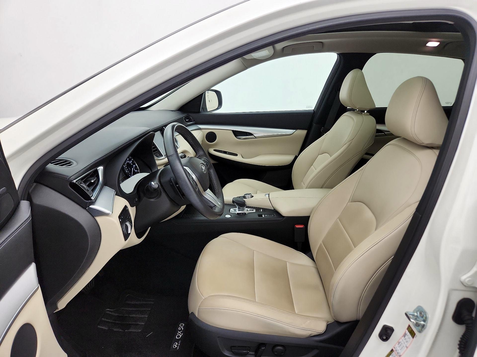Thumbnail: 2021 INFINITI QX50 - 11
