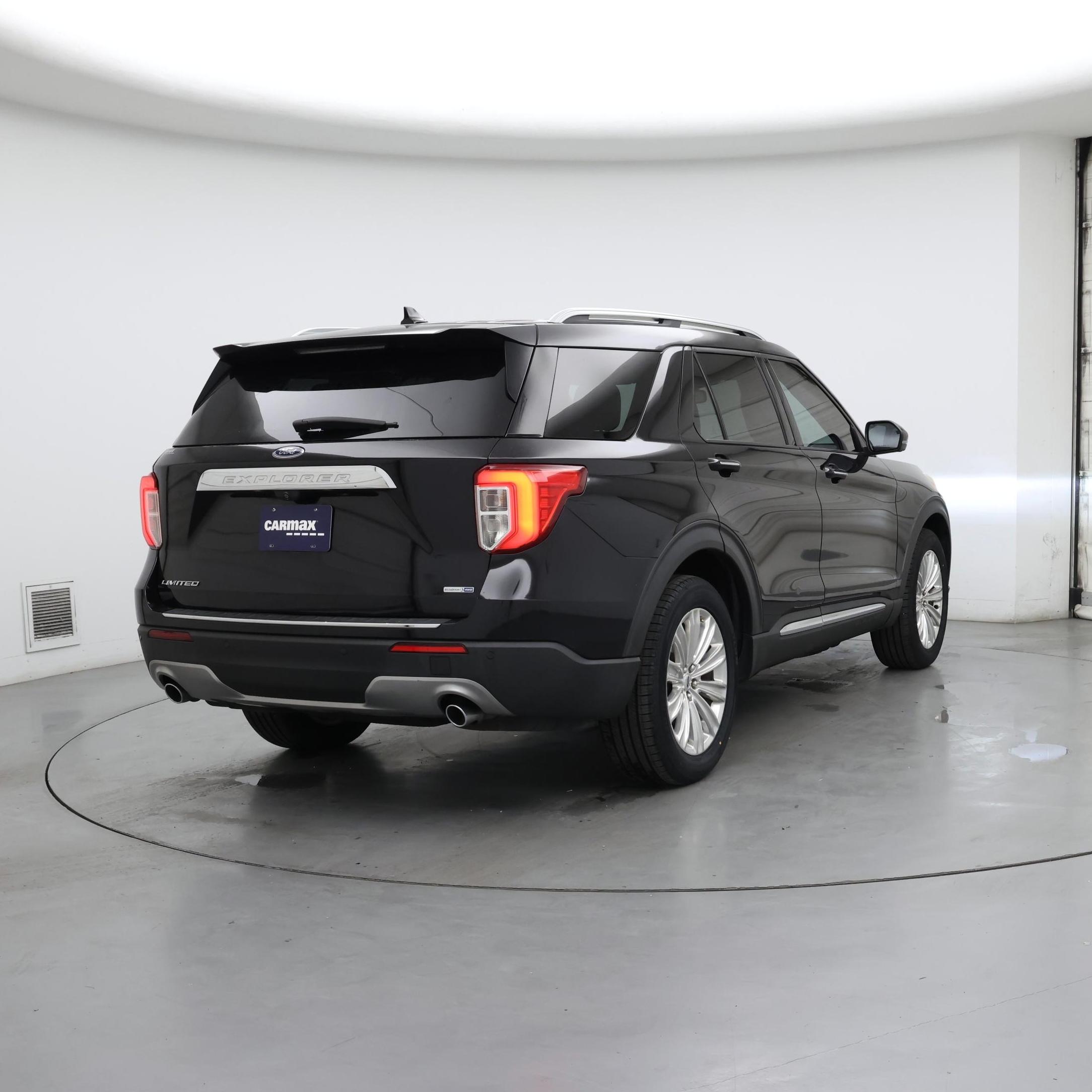 Thumbnail: 2020 Ford Explorer - 8