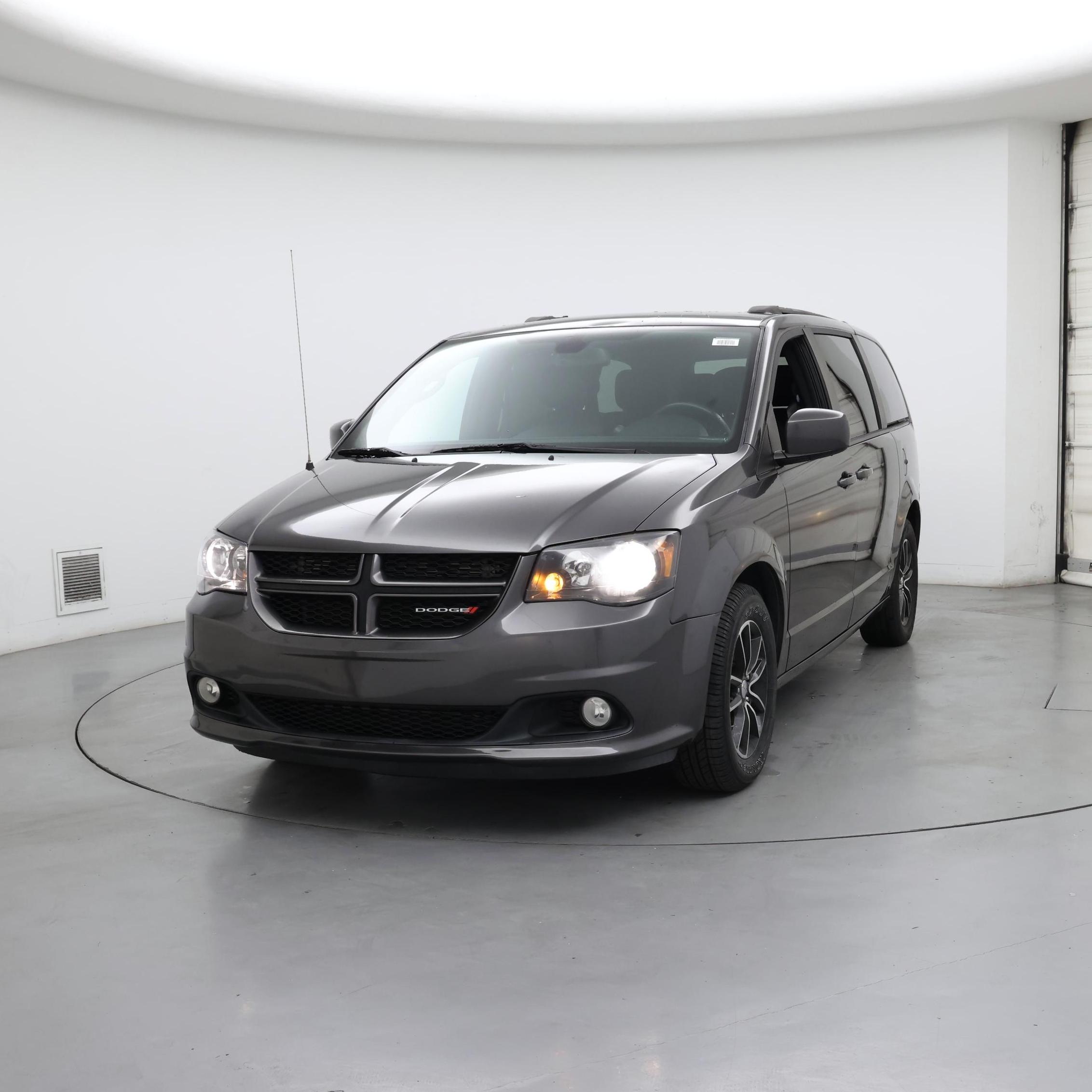 Thumbnail: 2019 Dodge Grand Caravan - 4
