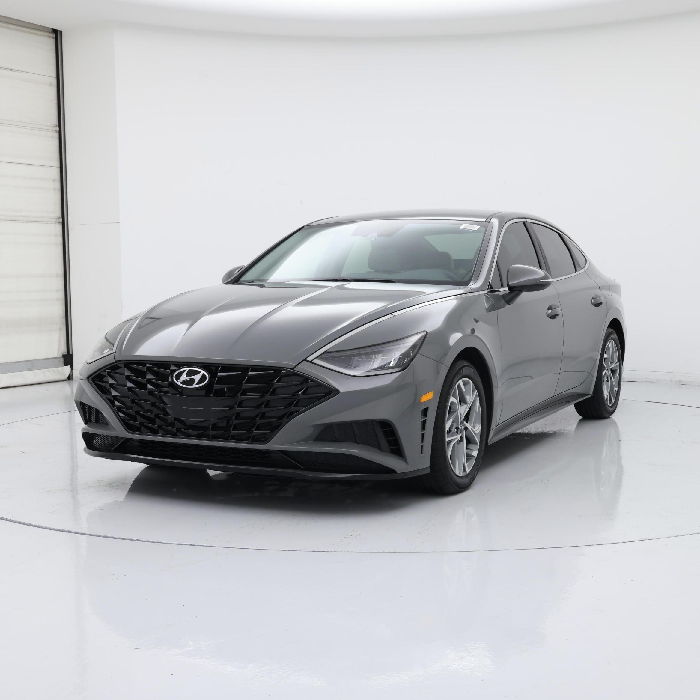 Thumbnail: 2022 Hyundai Sonata - 4