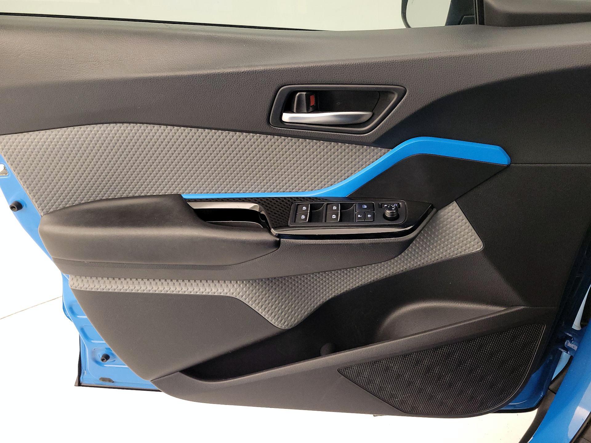 Thumbnail: 2019 Toyota C-HR - 12