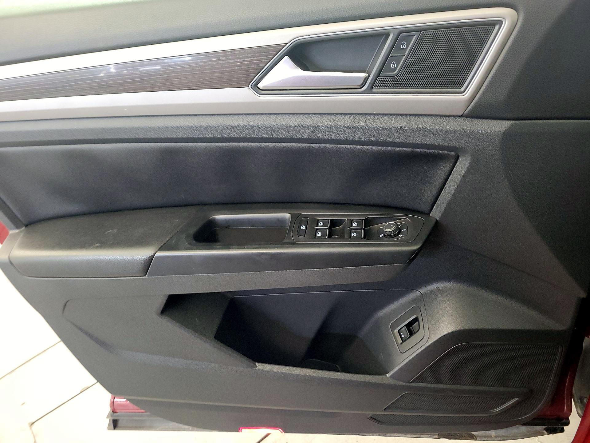 Thumbnail: 2019 Volkswagen Atlas - 12