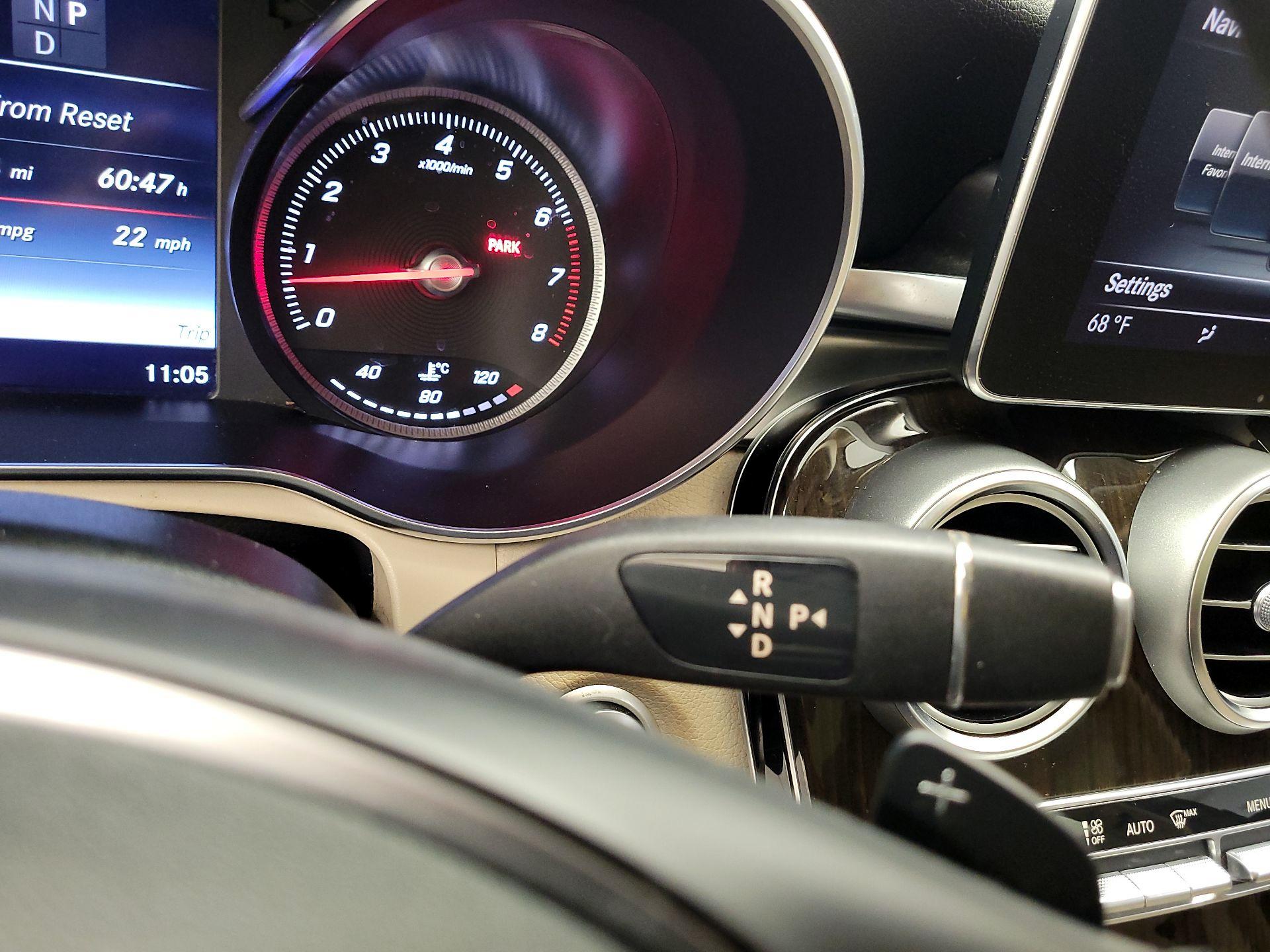 Thumbnail: 2016 Mercedes-Benz GLC - 15