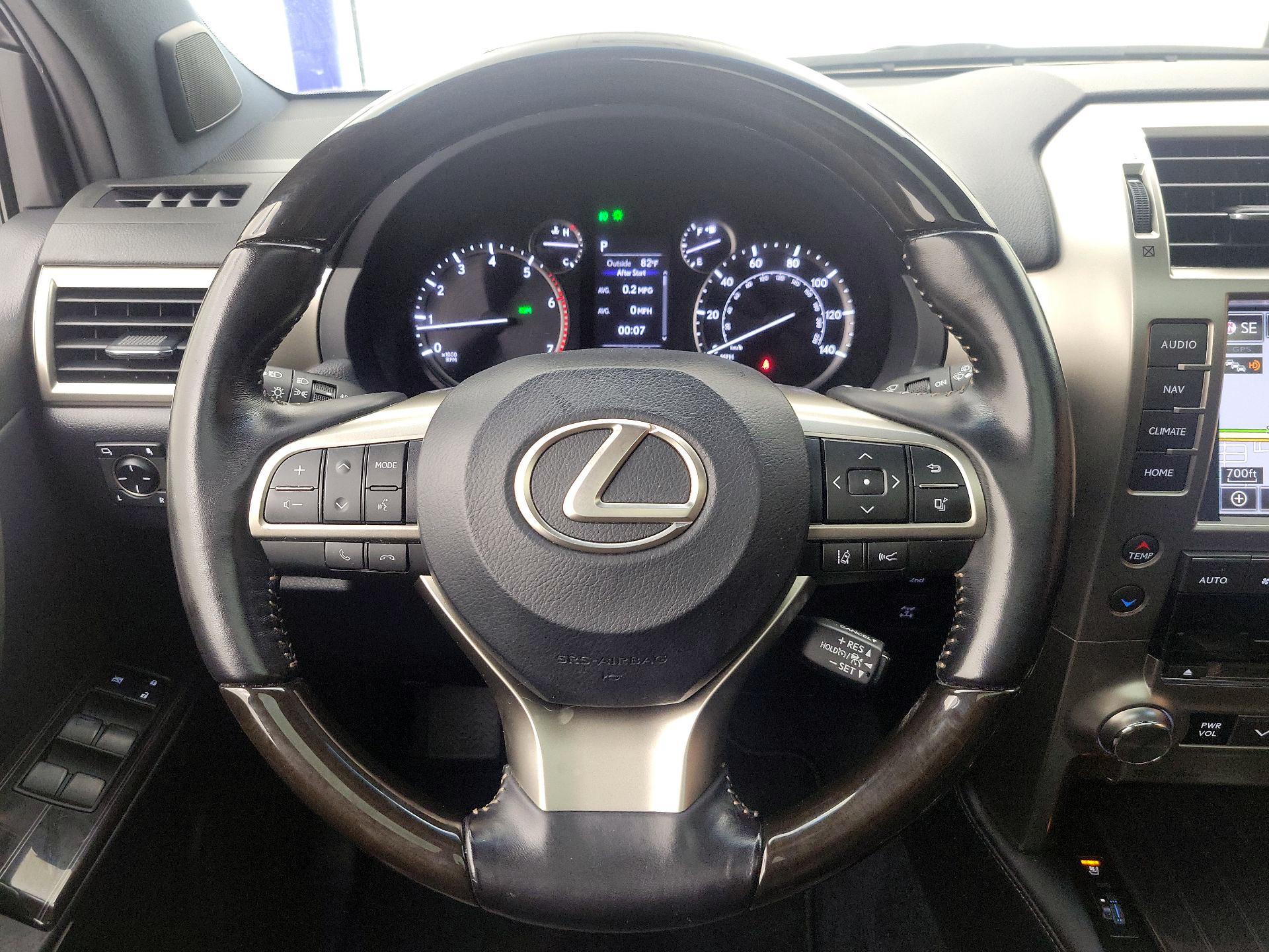 Thumbnail: 2021 Lexus GX - 10