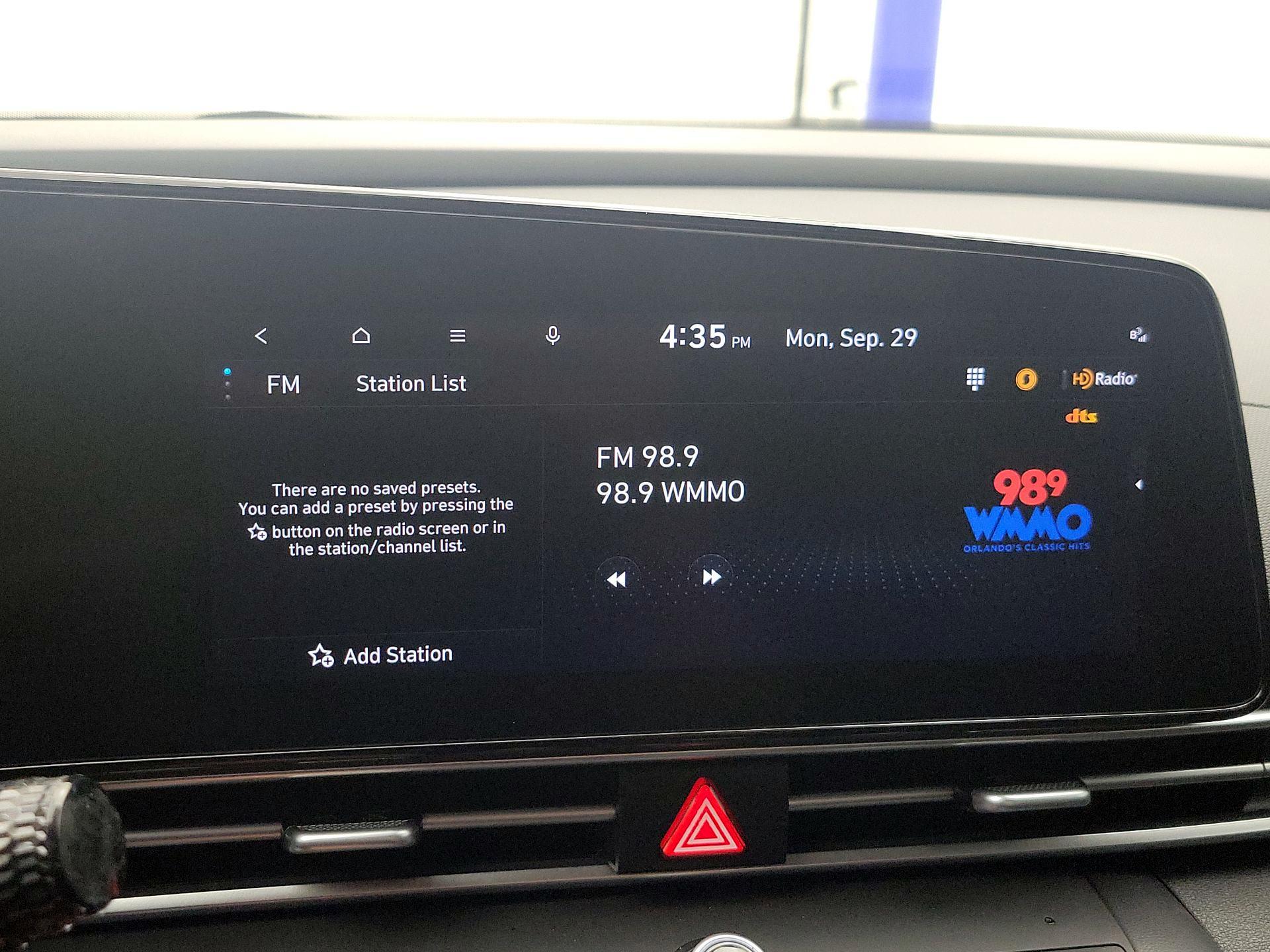 Thumbnail: 2023 Hyundai Elantra - 16