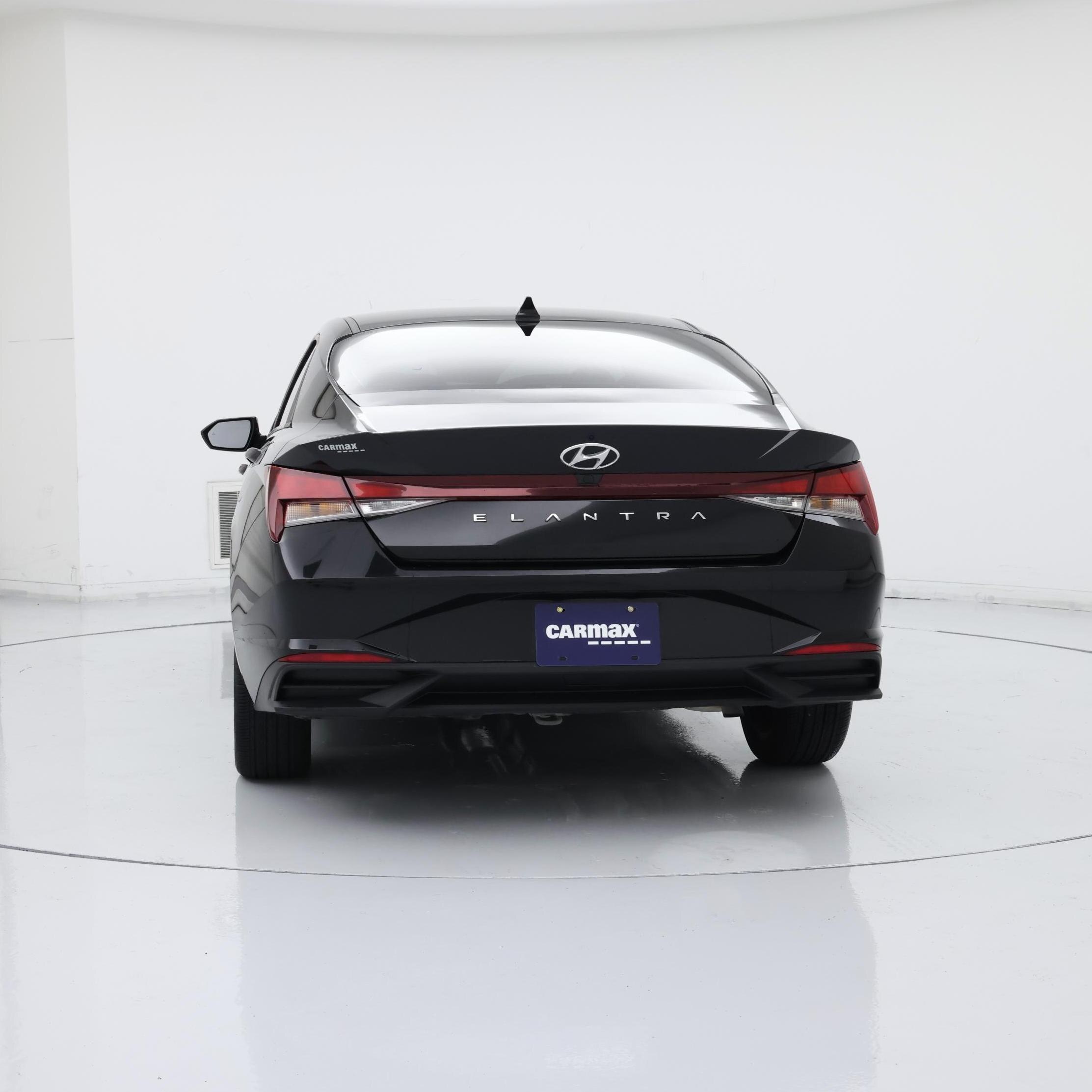 Thumbnail: 2023 Hyundai Elantra - 6