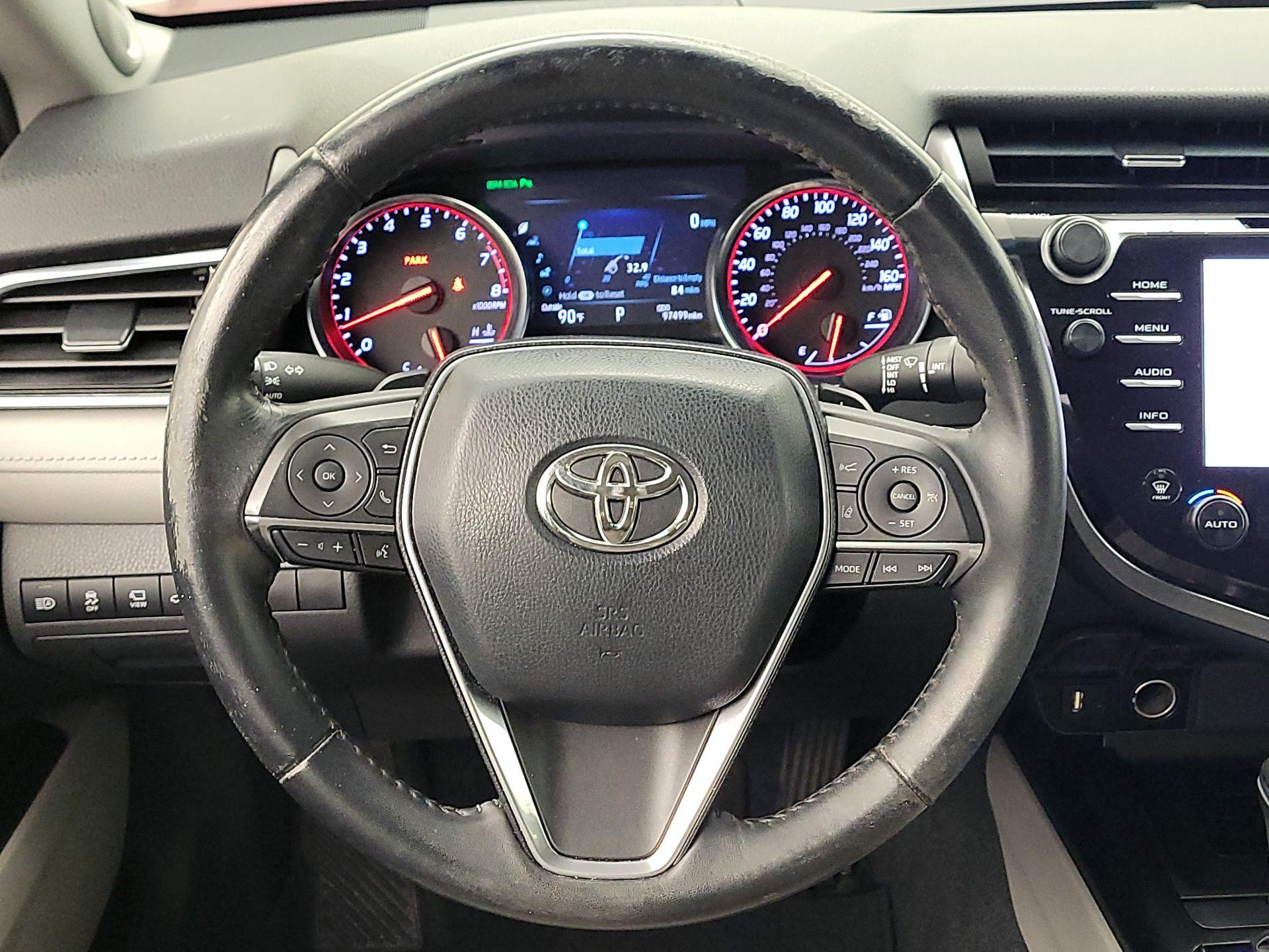 Thumbnail: 2018 Toyota Camry - 10