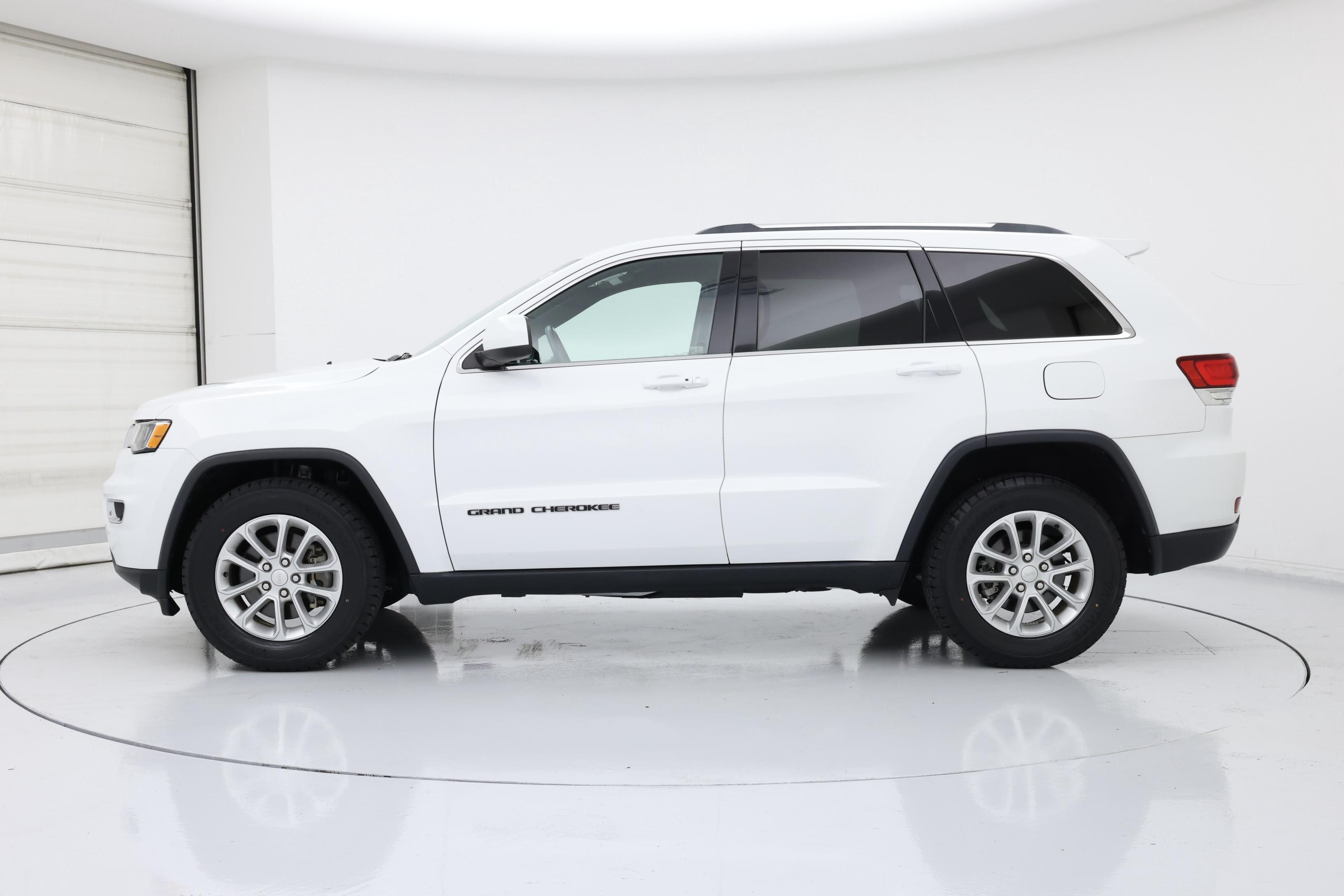 Thumbnail: 2021 Jeep Grand Cherokee - 3