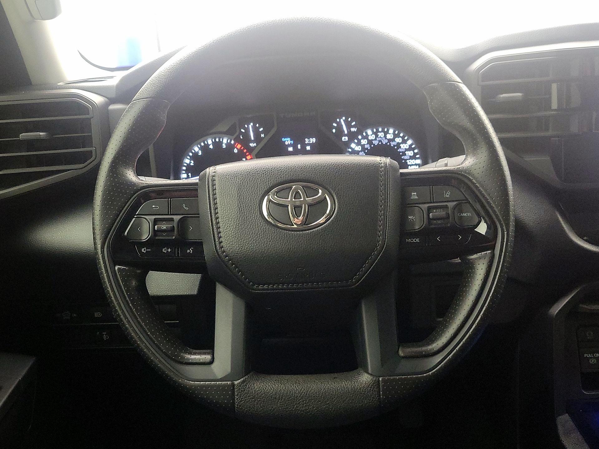 Thumbnail: 2023 Toyota Tundra - 10