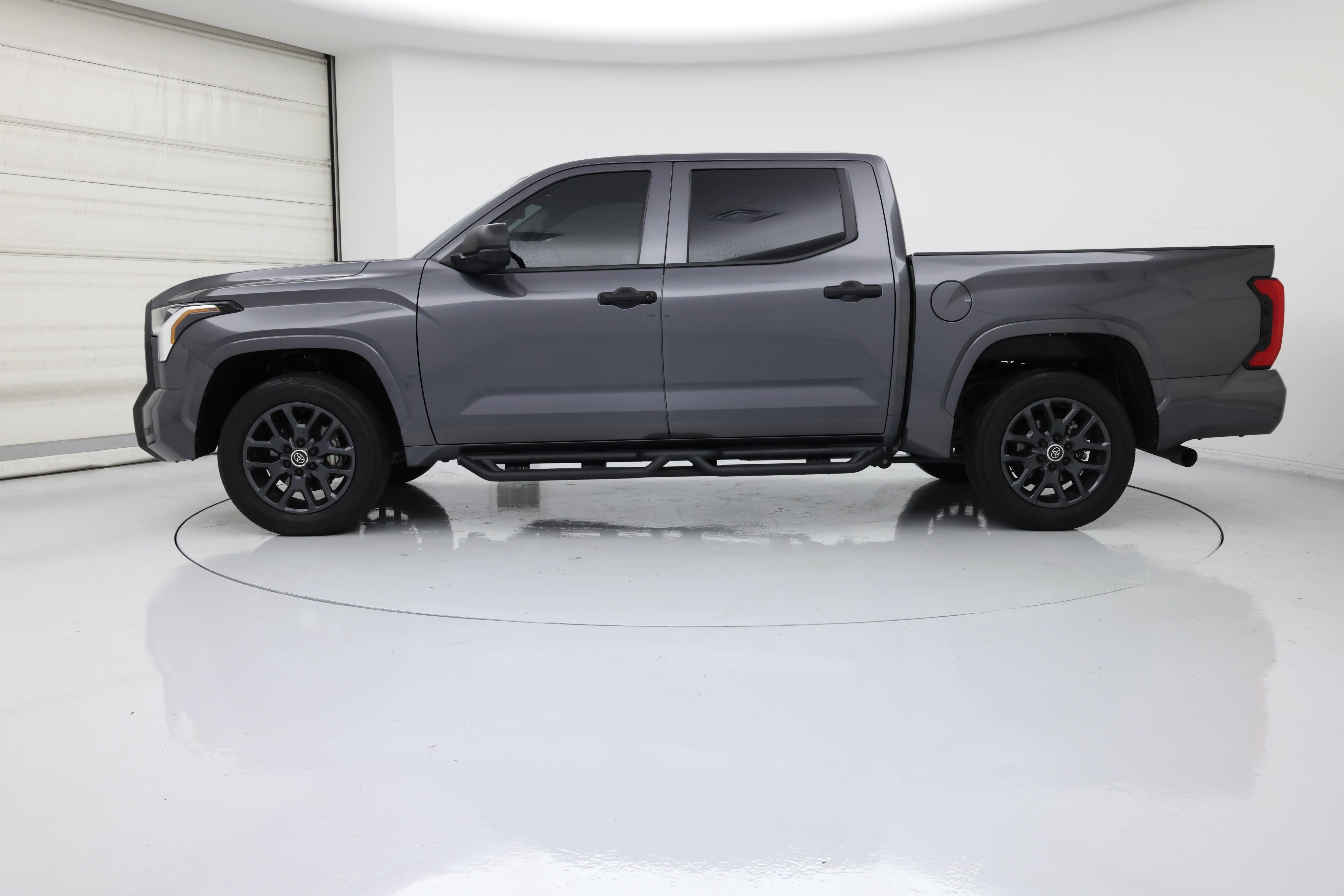 Thumbnail: 2023 Toyota Tundra - 3