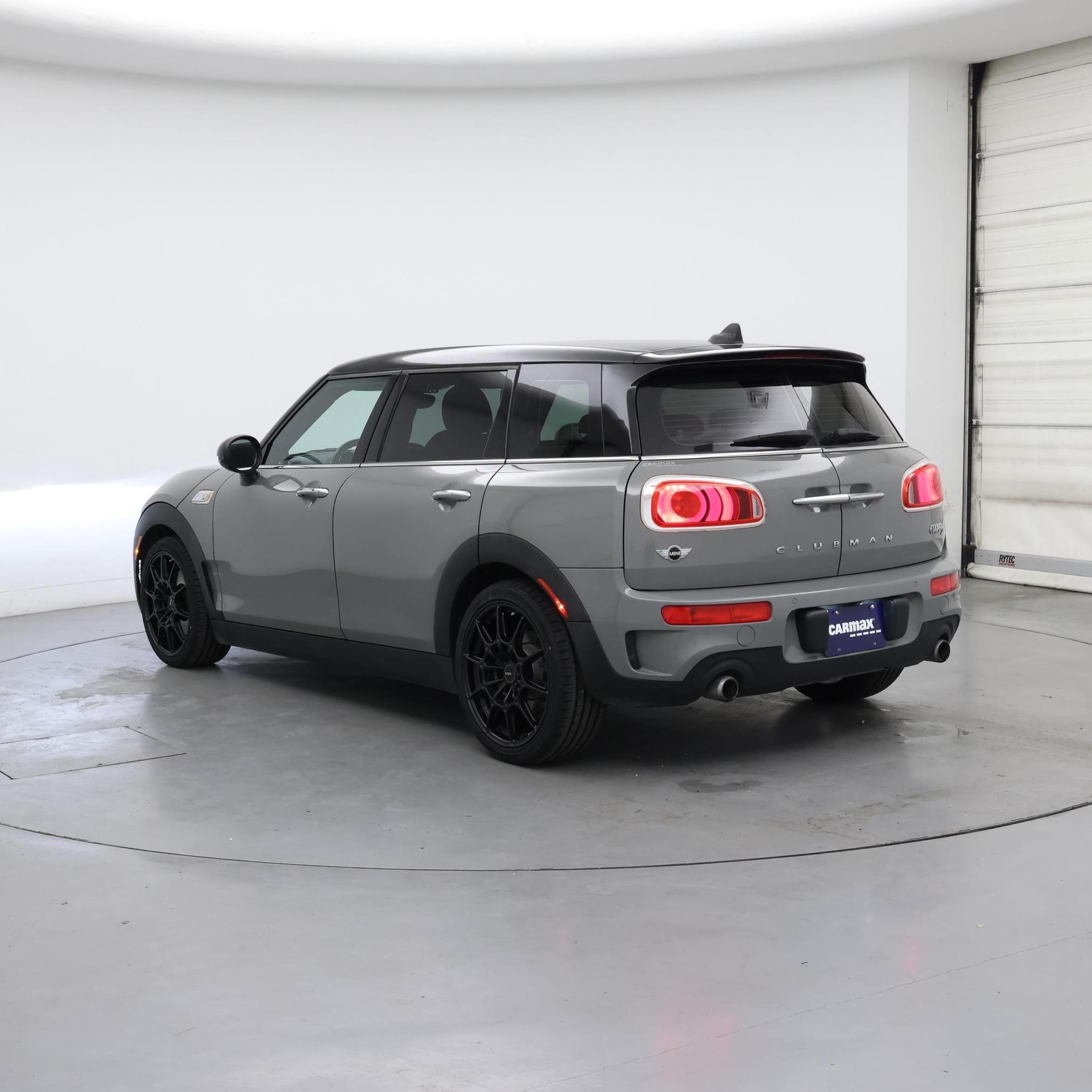 Thumbnail: 2017 MINI Cooper Clubman - 2