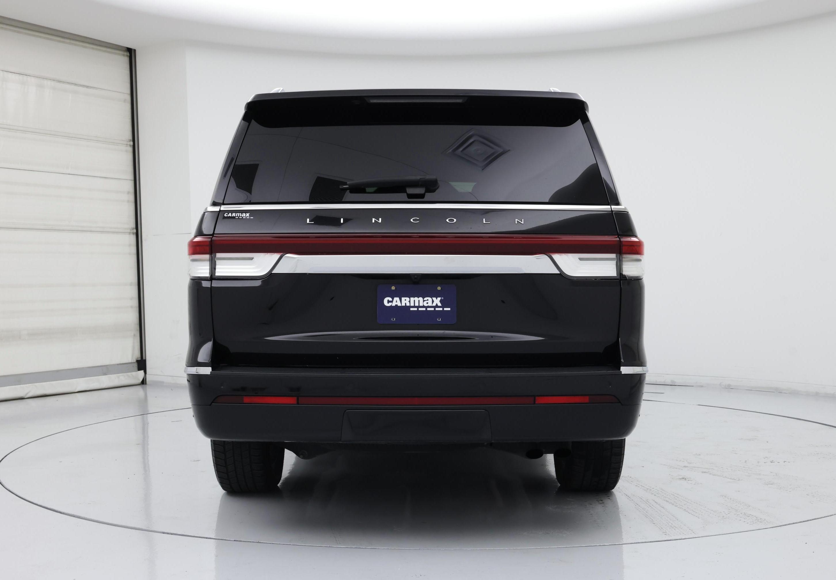 Thumbnail: 2022 Lincoln Navigator L - 6