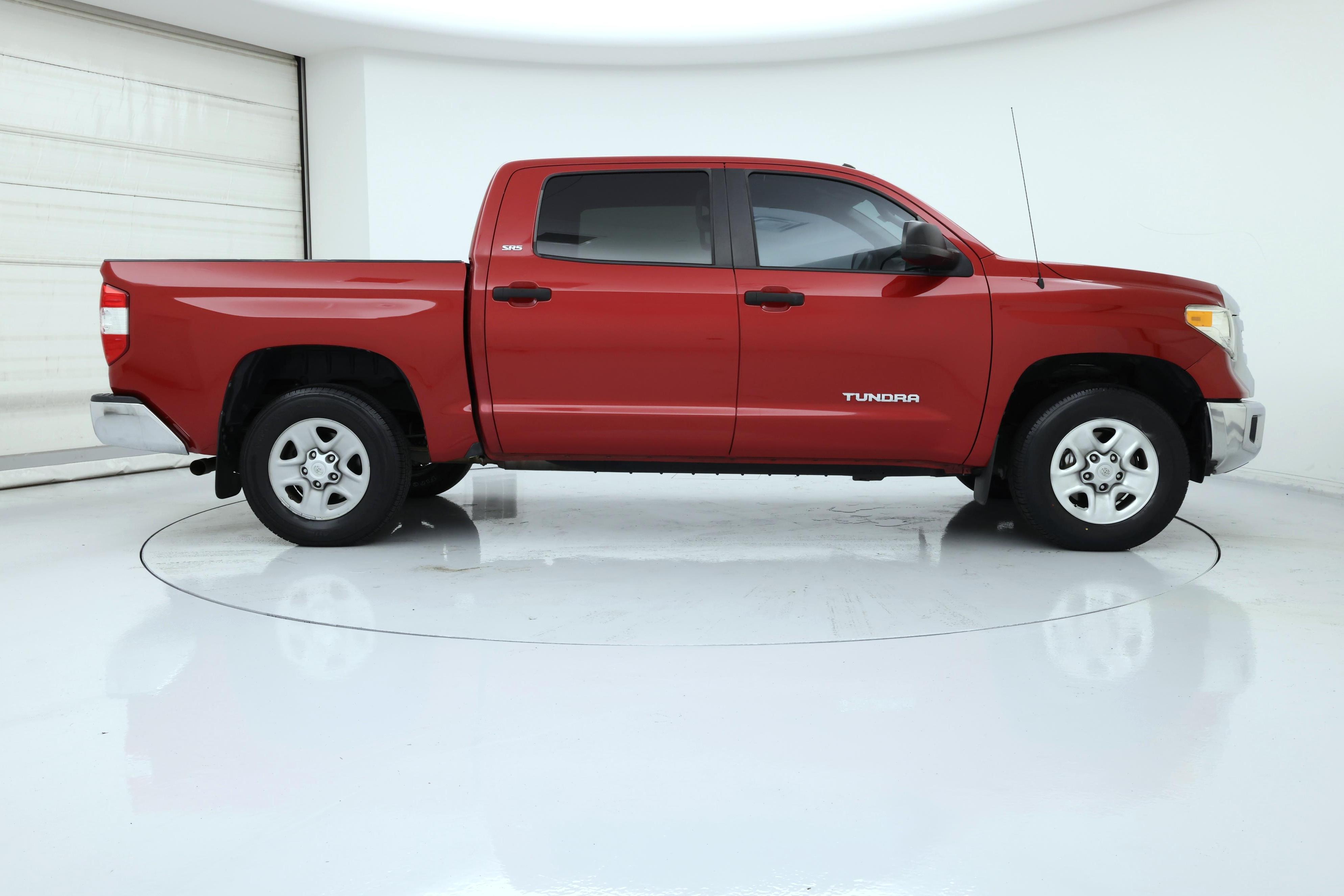 Thumbnail: 2017 Toyota Tundra - 7