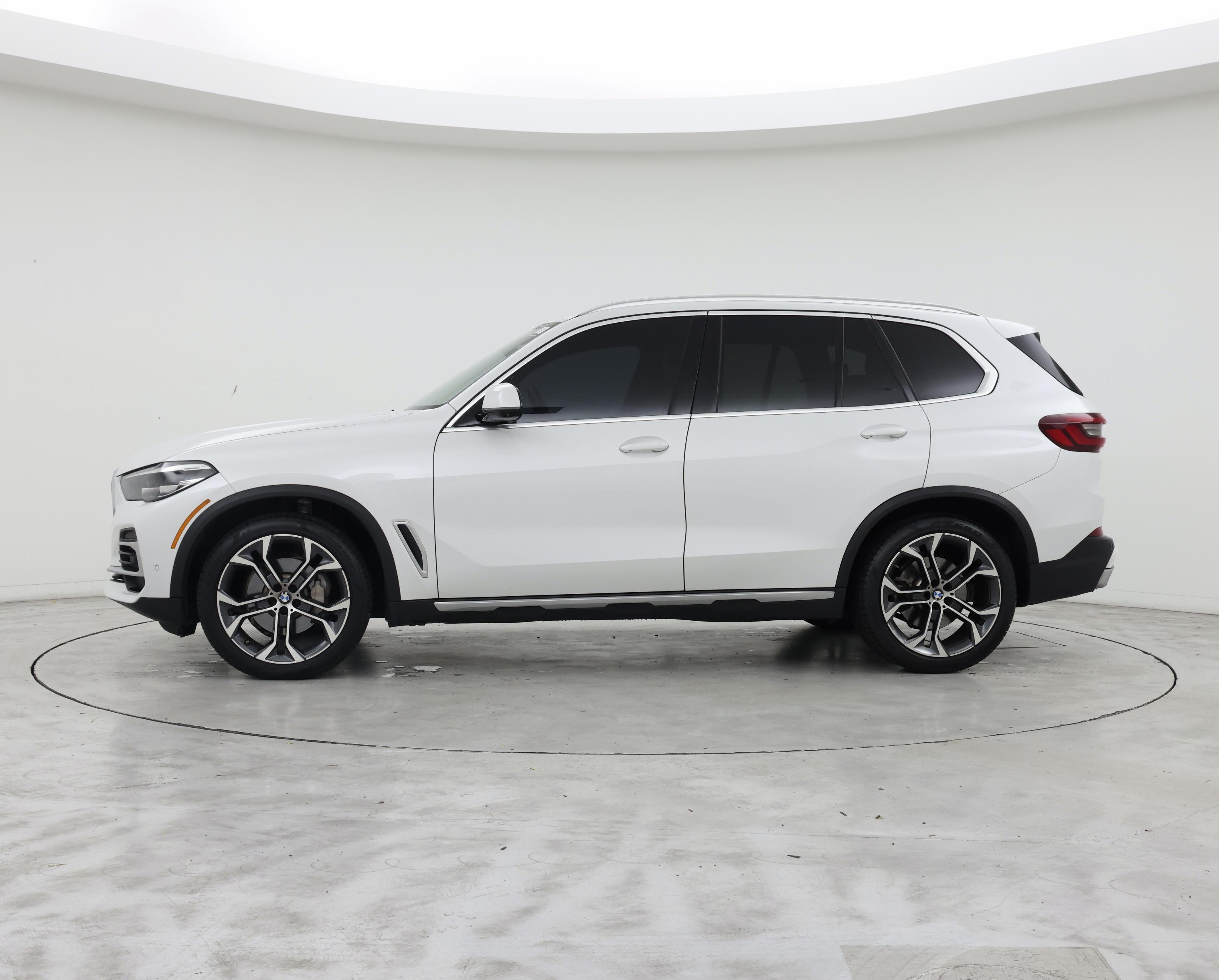 Thumbnail: 2022 BMW X5 - 3