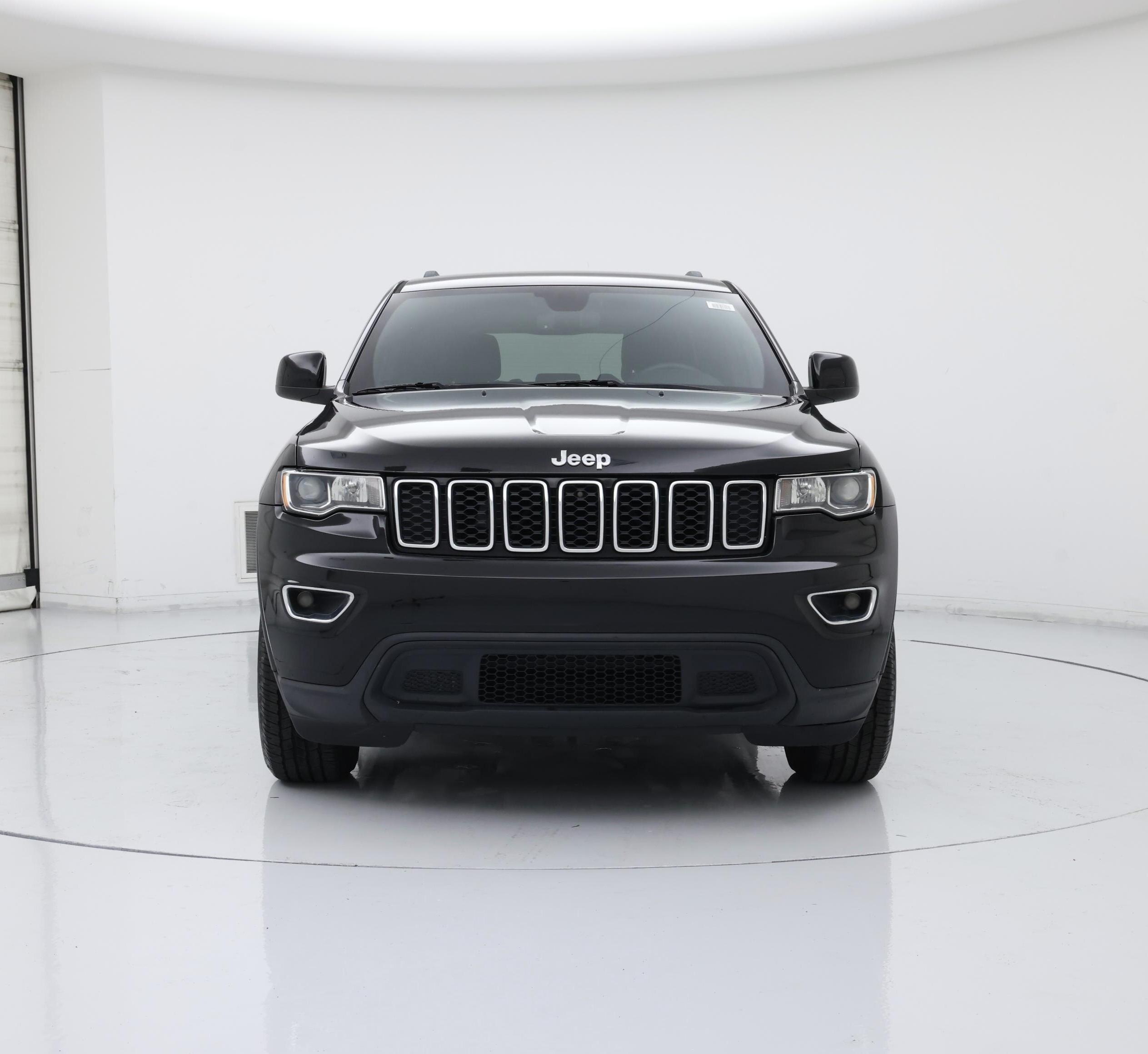 Thumbnail: 2018 Jeep Grand Cherokee - 5