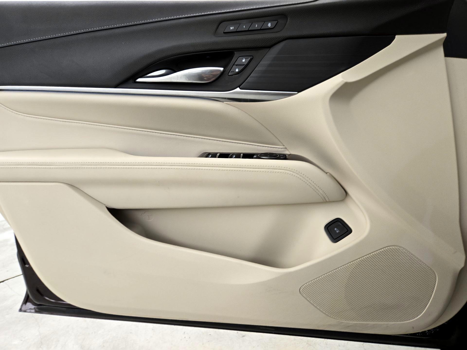 Thumbnail: 2020 Cadillac CT4 - 12