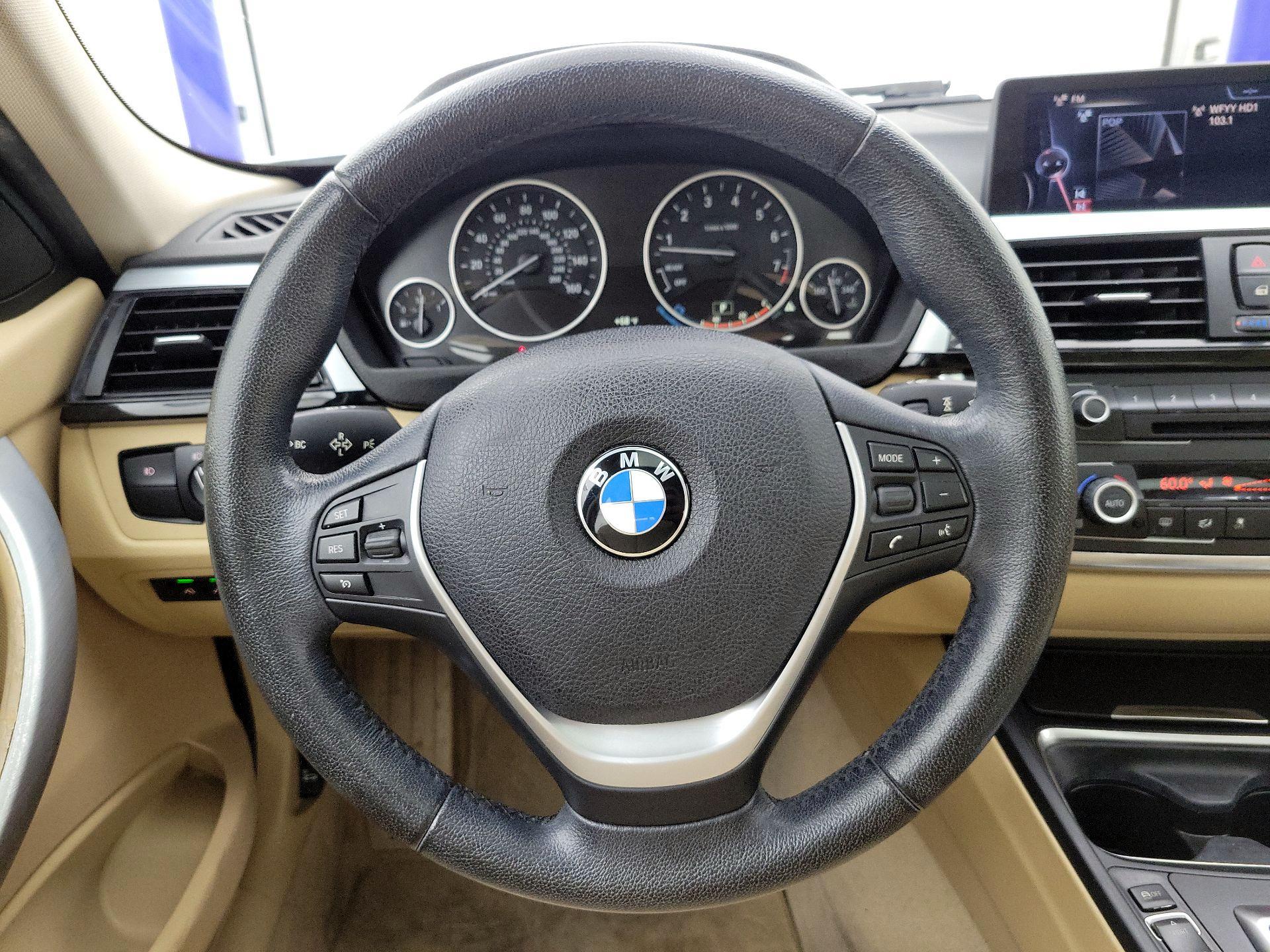 Thumbnail: 2015 BMW 3 Series - 10