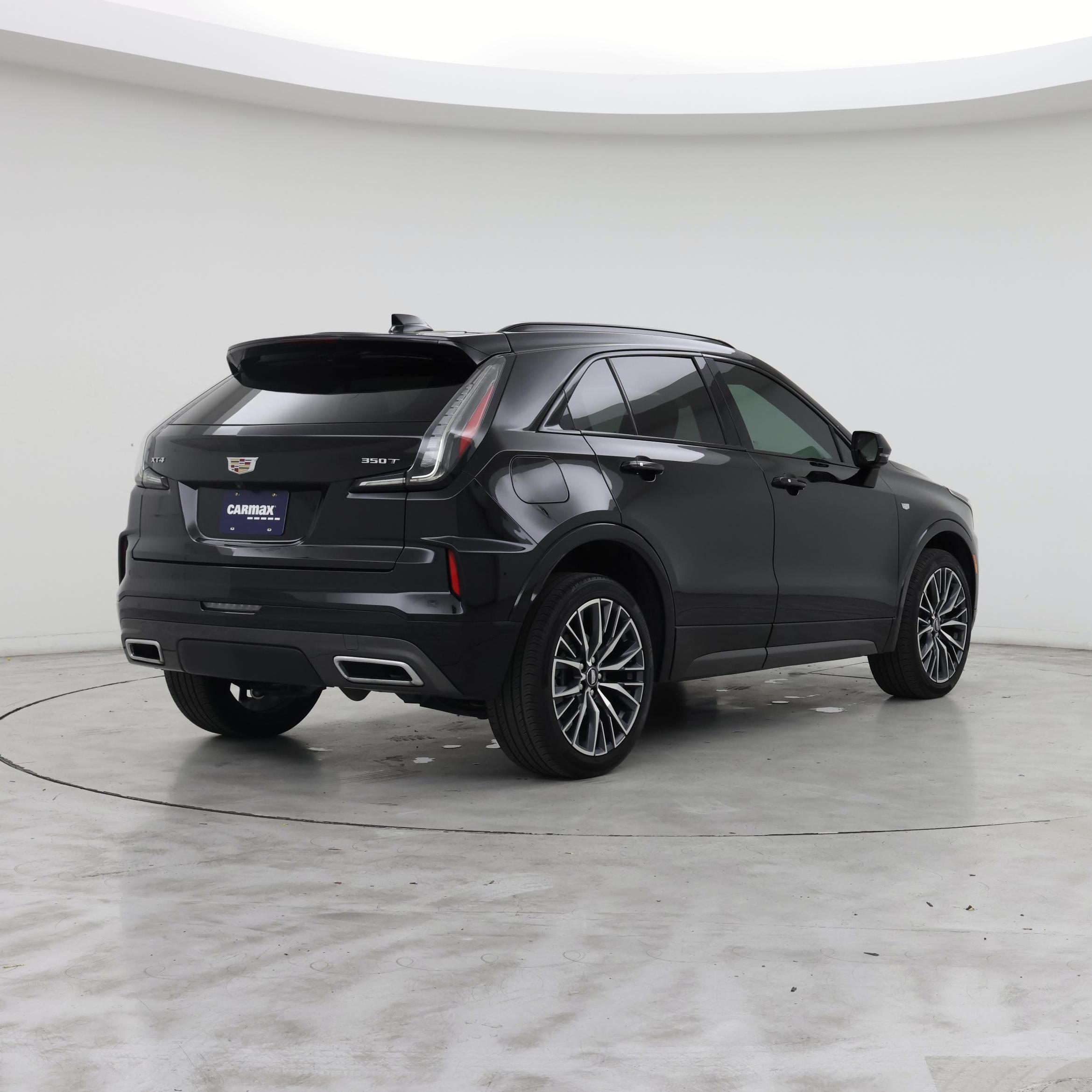 Thumbnail: 2024 Cadillac XT4 - 8