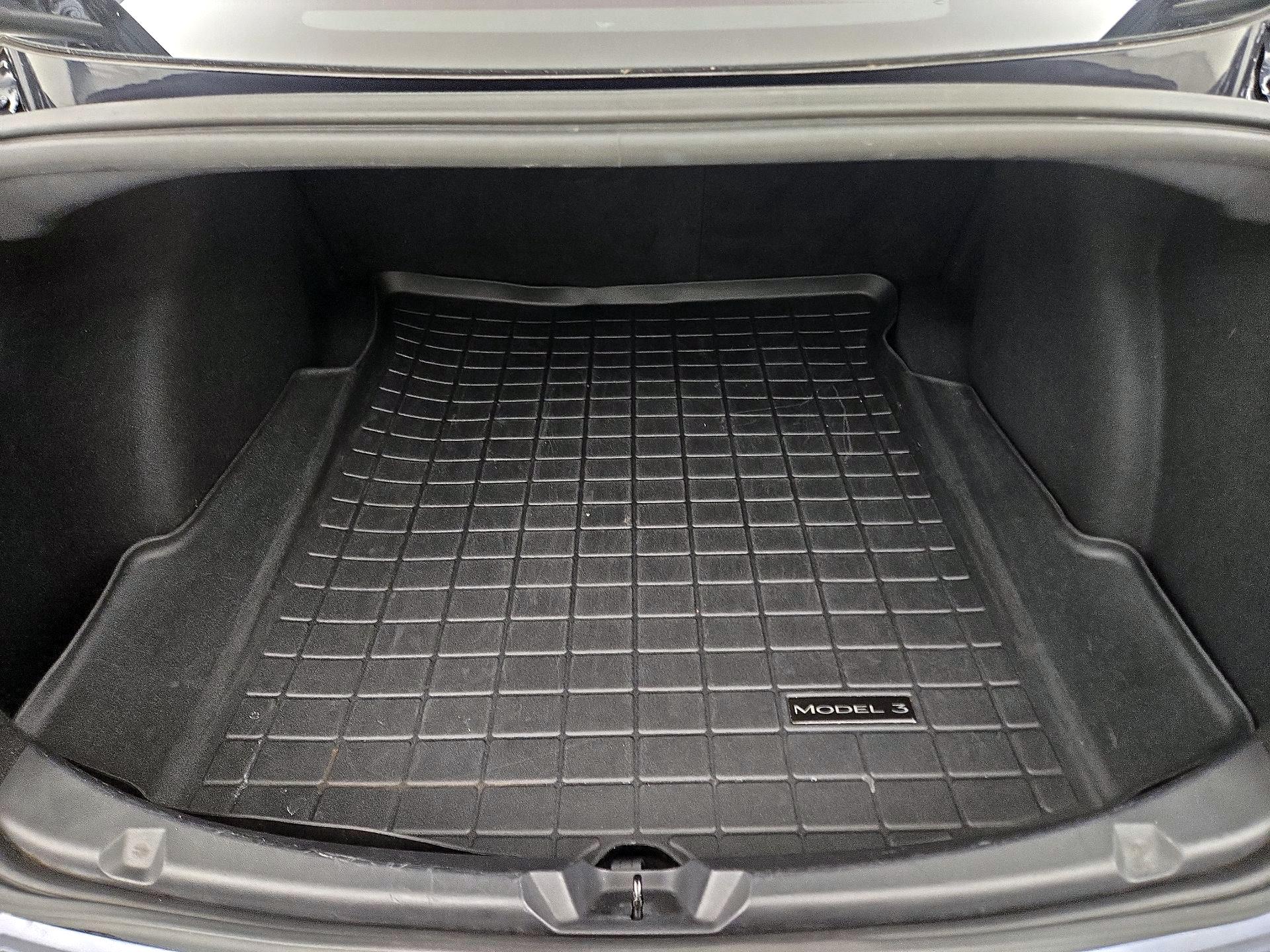 Thumbnail: 2020 Tesla Model 3 - 20