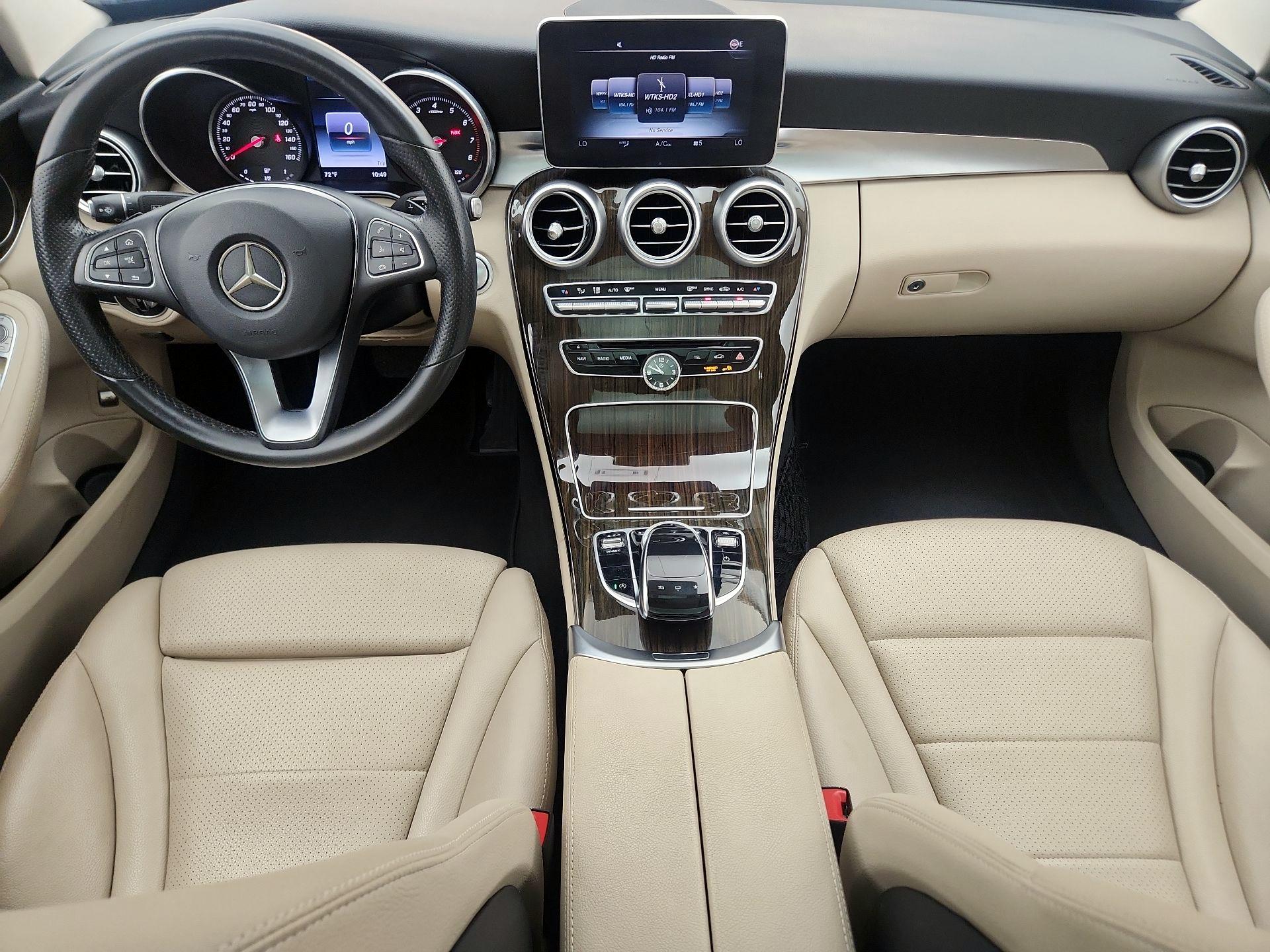 Thumbnail: 2016 Mercedes-Benz C-Class - 9
