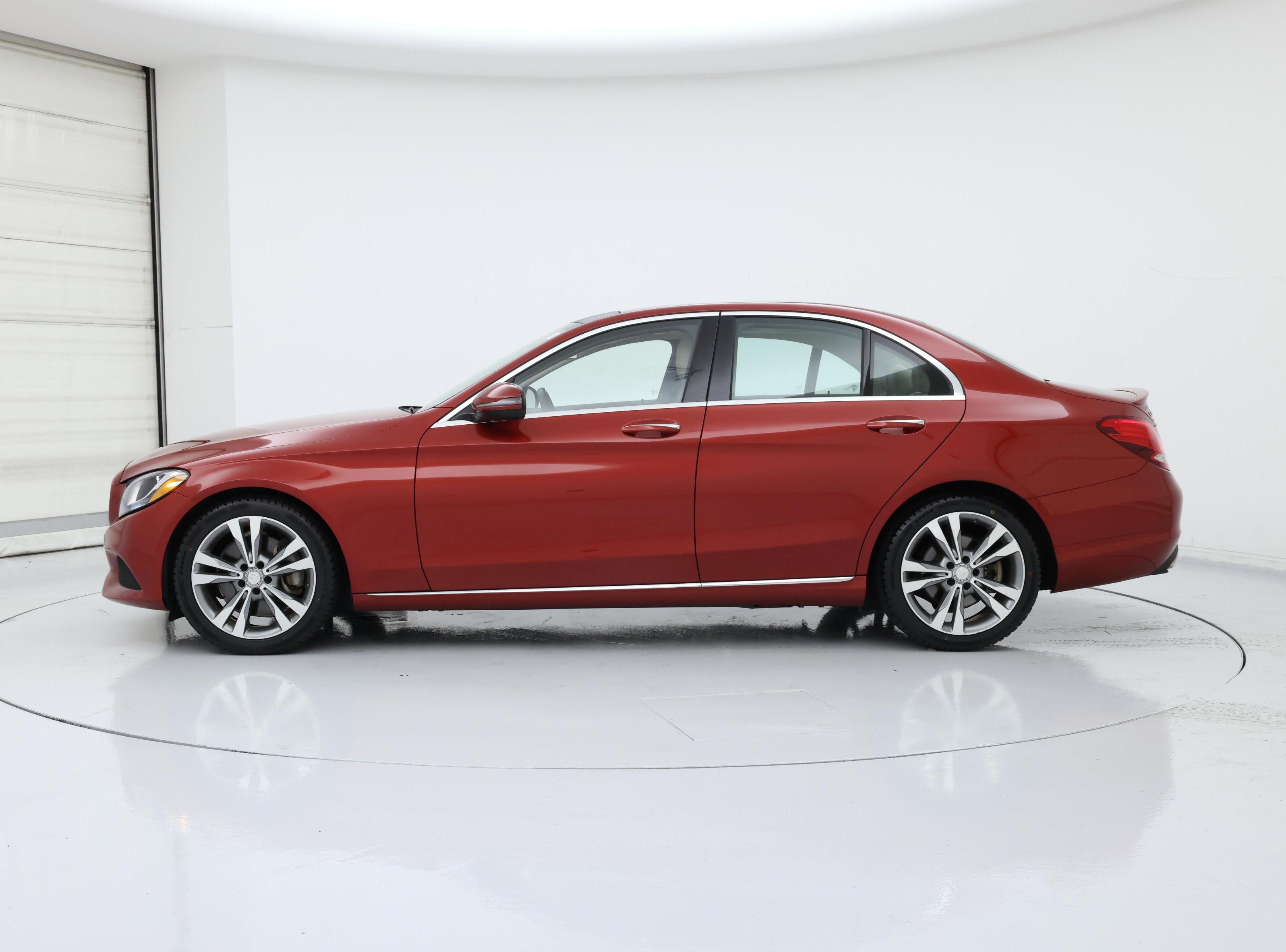 Thumbnail: 2016 Mercedes-Benz C-Class - 3