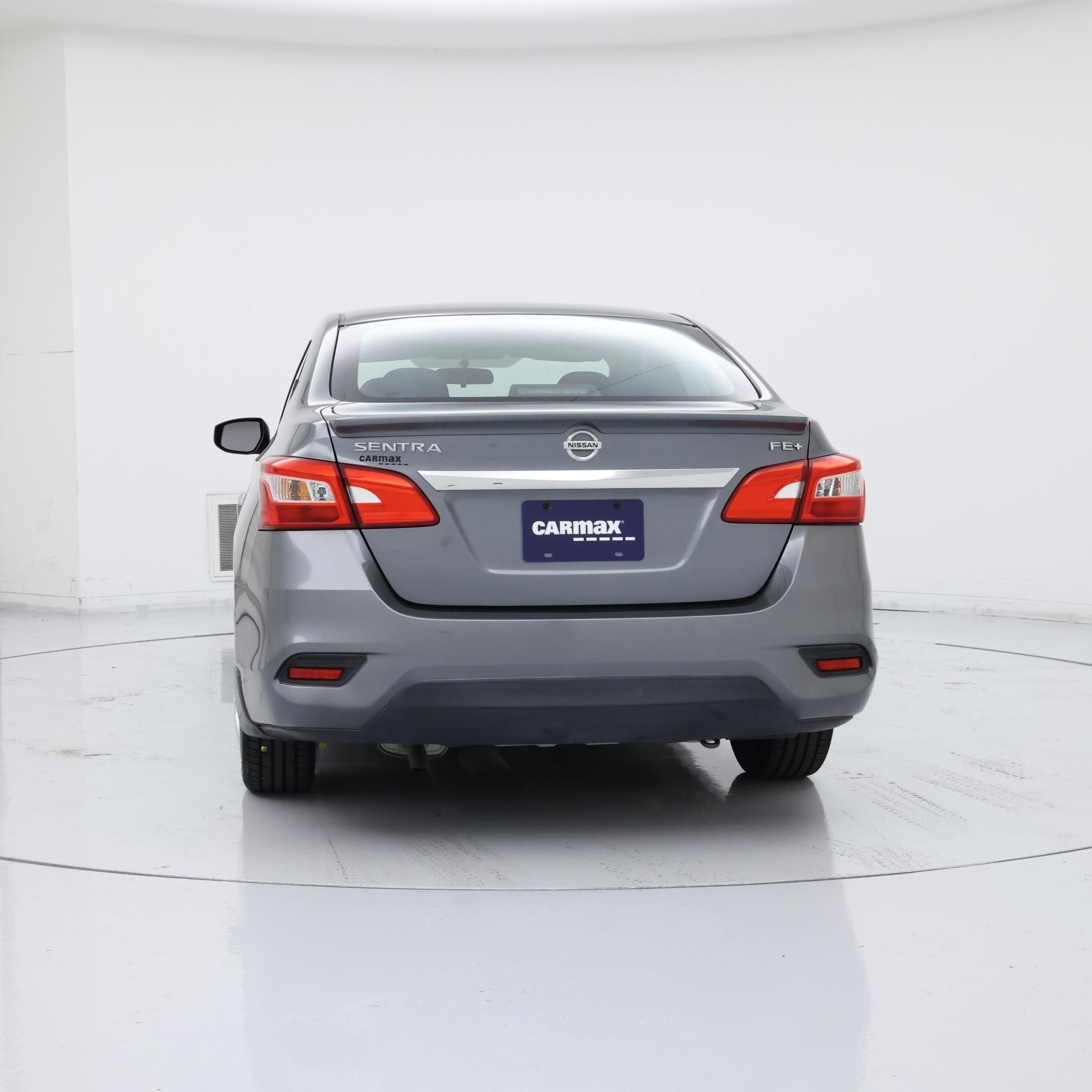 Thumbnail: 2016 Nissan Sentra - 6