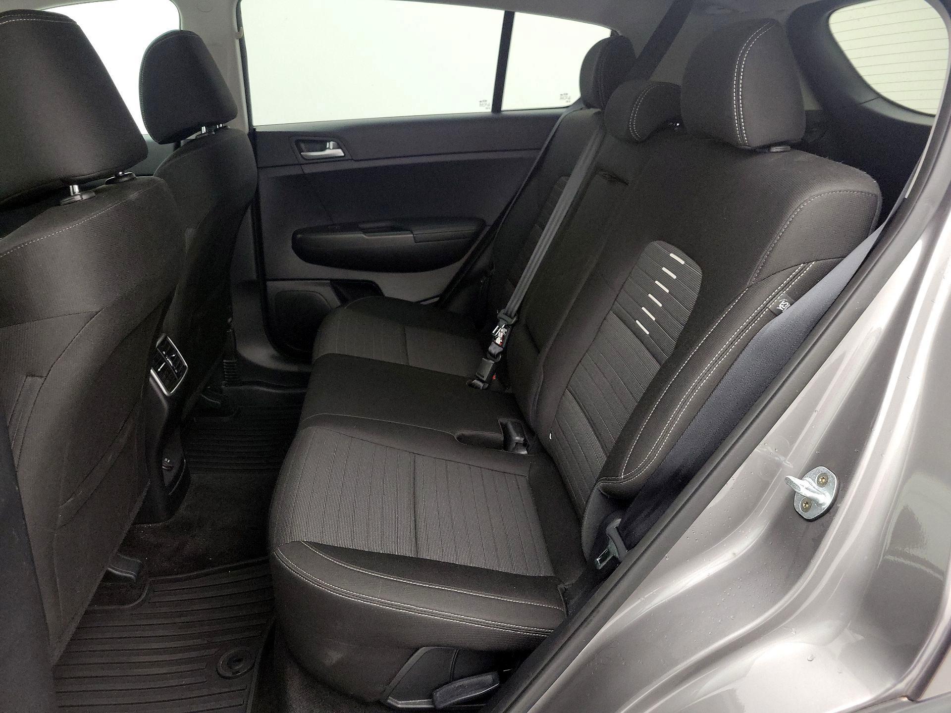 Thumbnail: 2017 Kia Sportage - 19