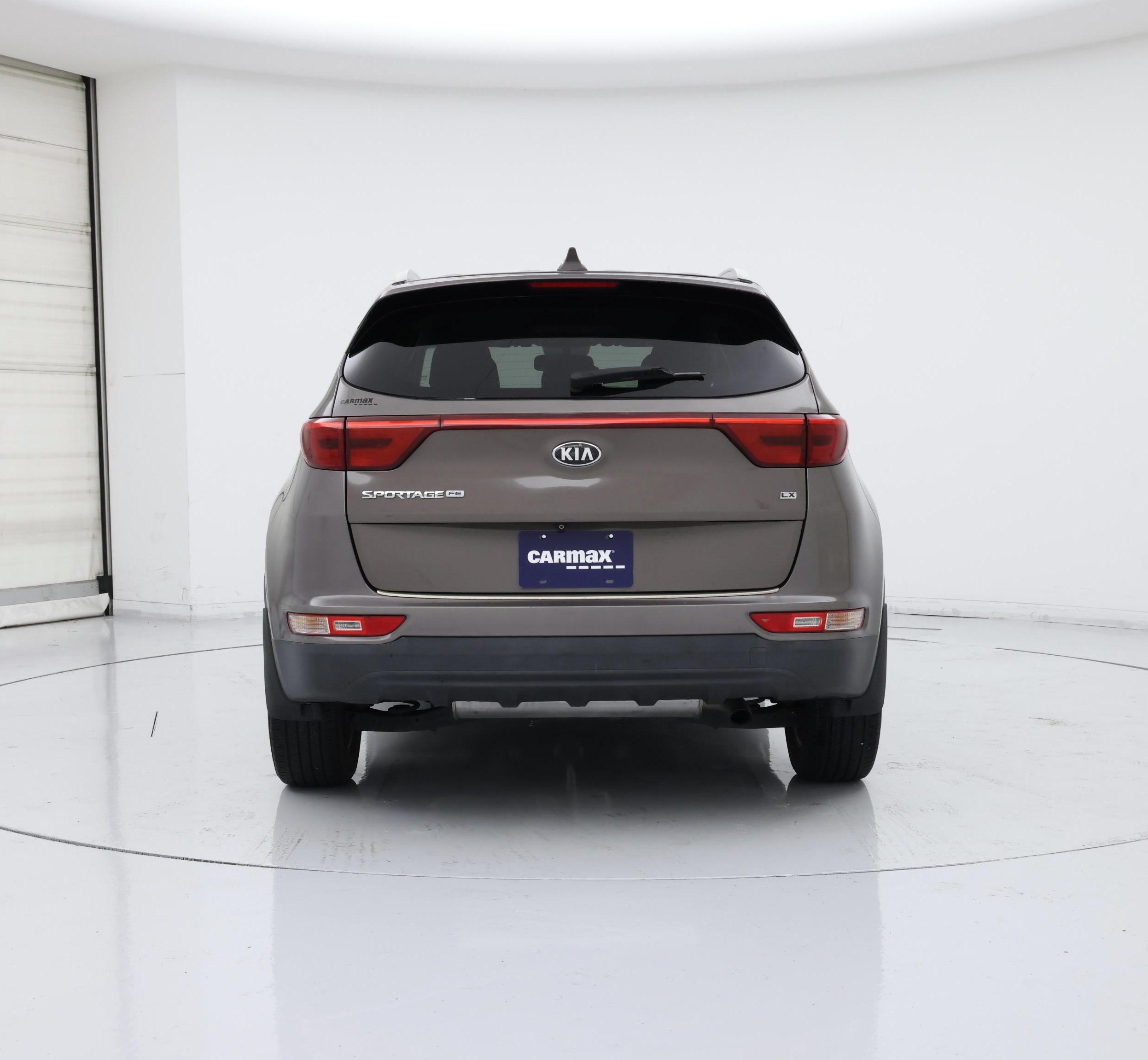 Thumbnail: 2017 Kia Sportage - 6