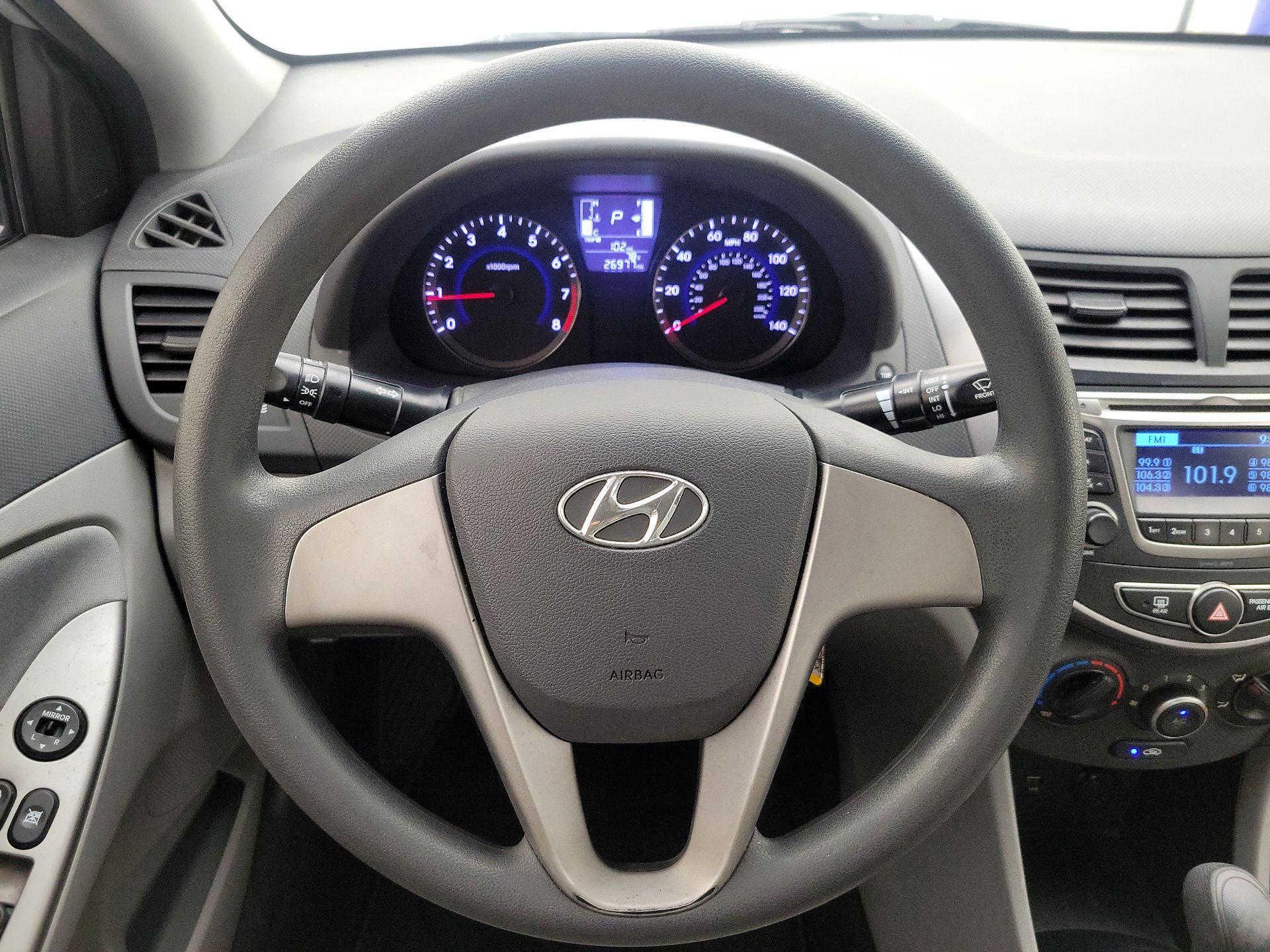 Thumbnail: 2015 Hyundai Accent - 10