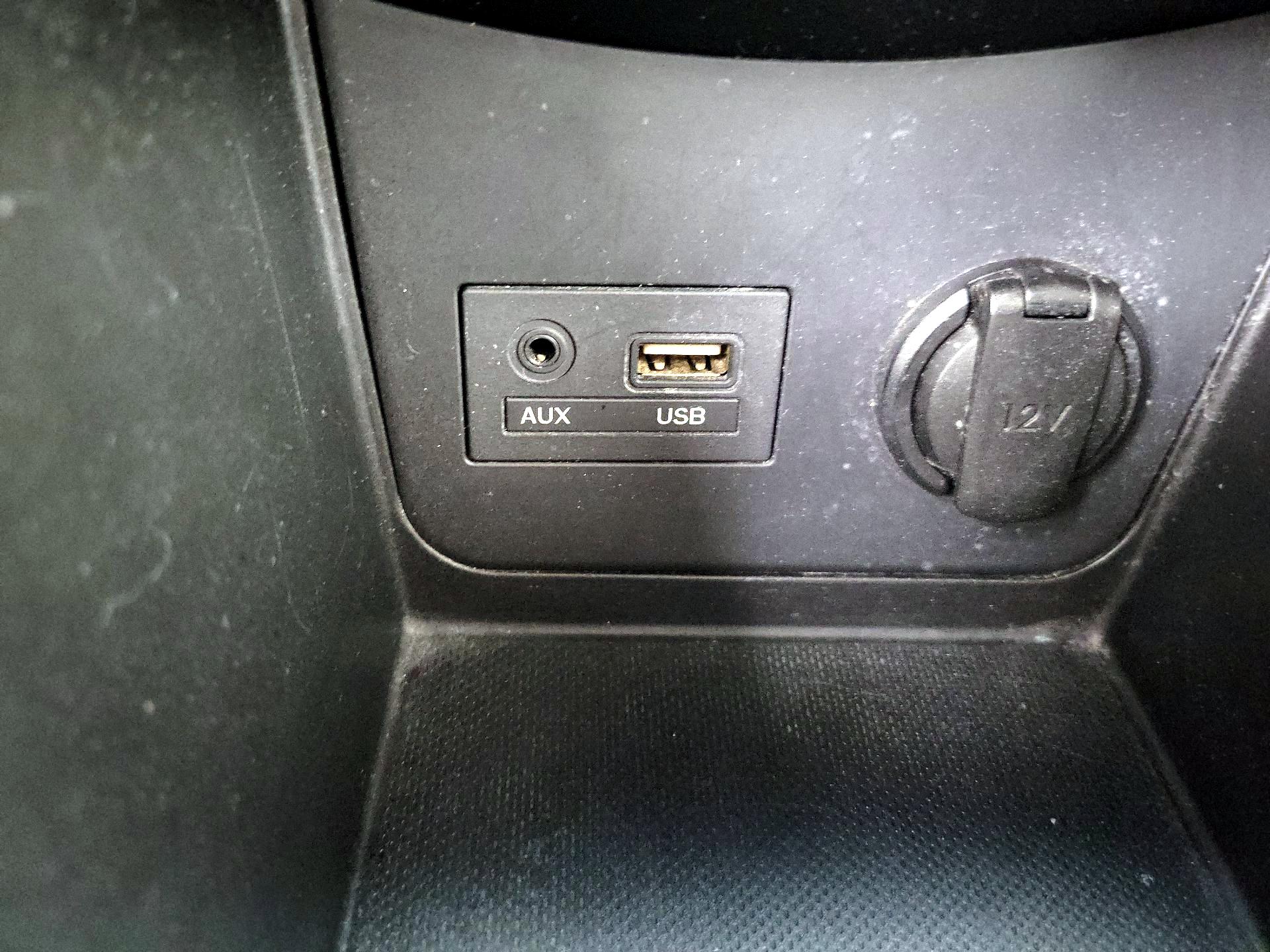 Thumbnail: 2015 Hyundai Accent - 17