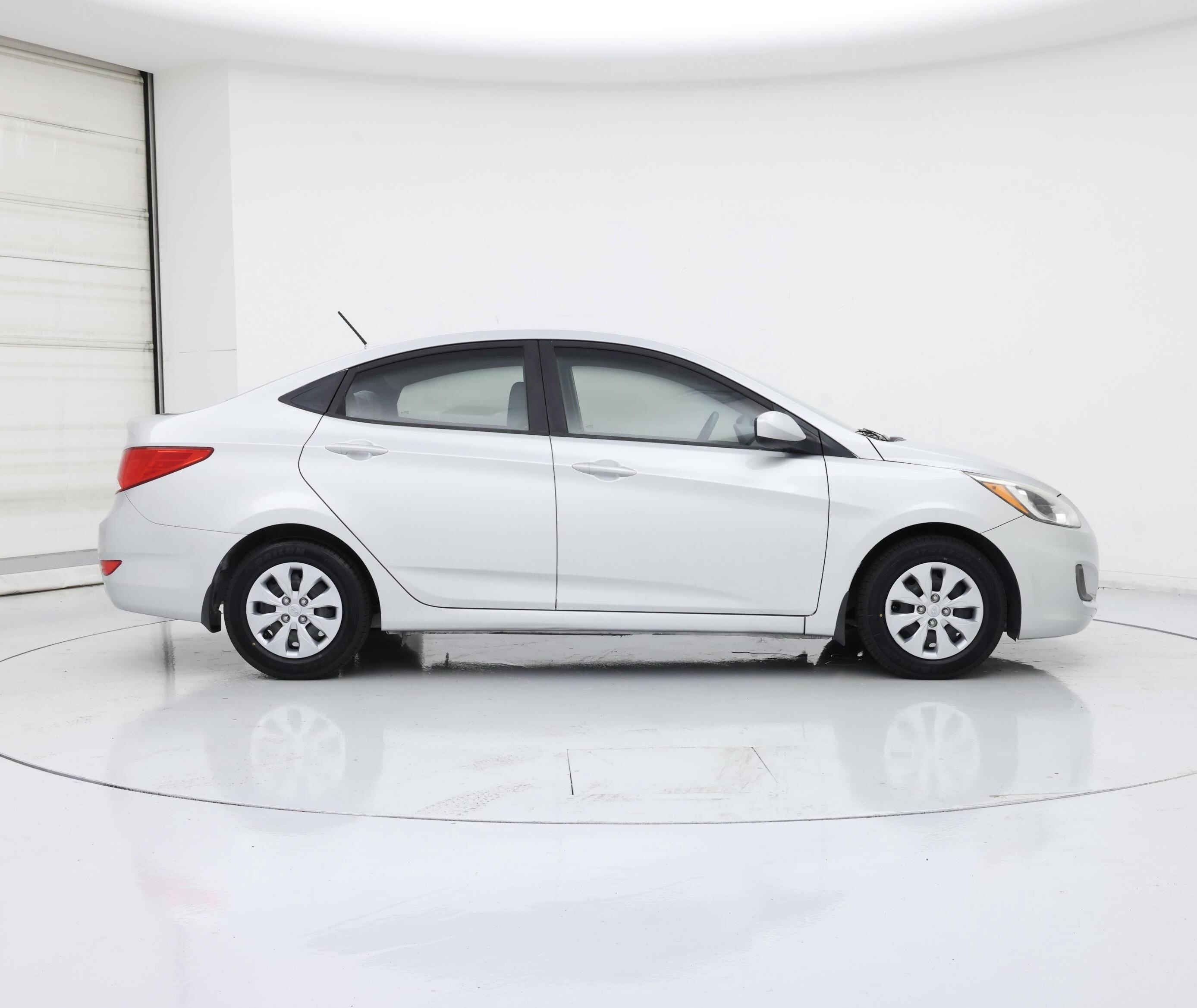 Thumbnail: 2015 Hyundai Accent - 7