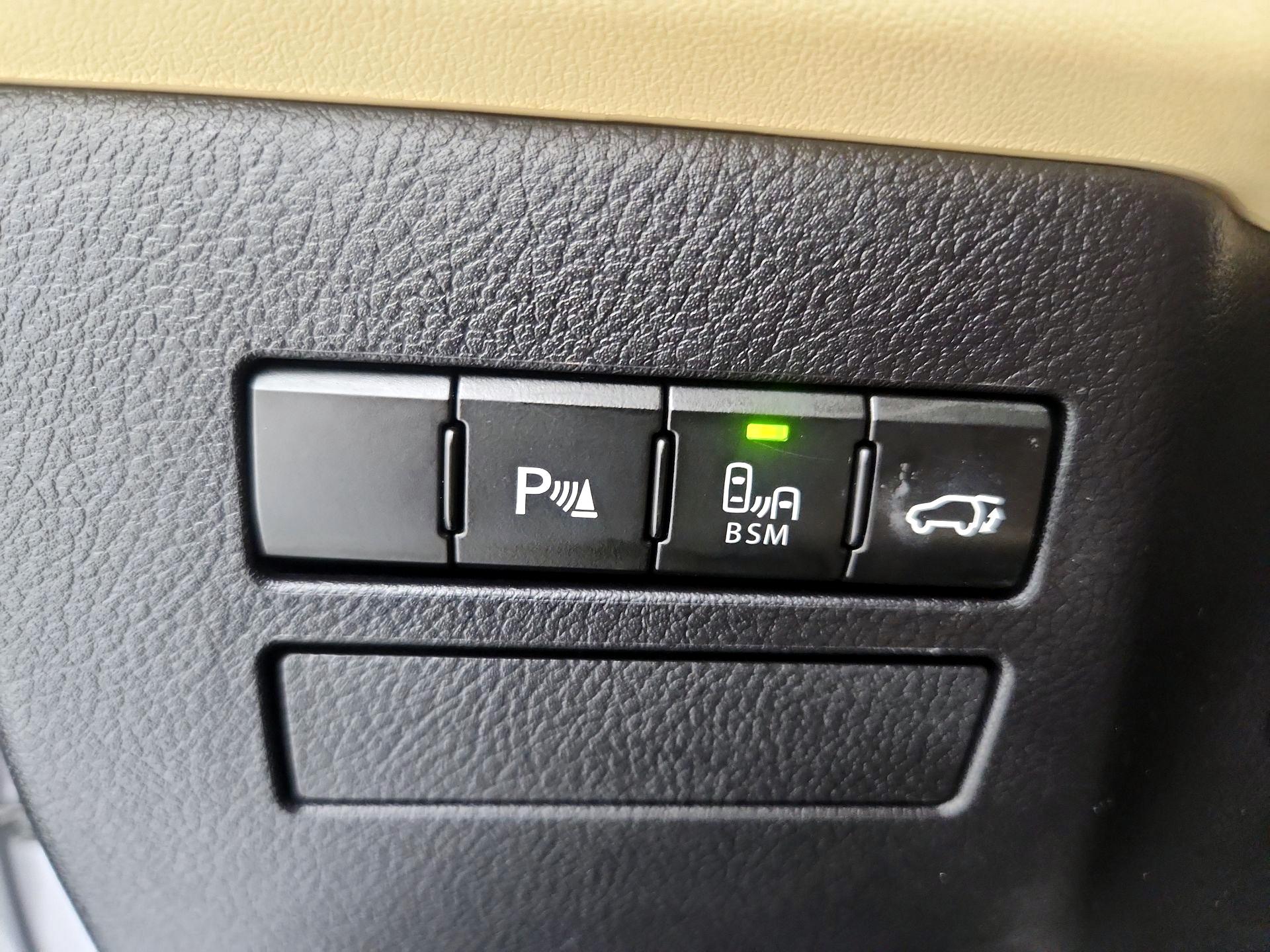 Thumbnail: 2016 Lexus NX - 13
