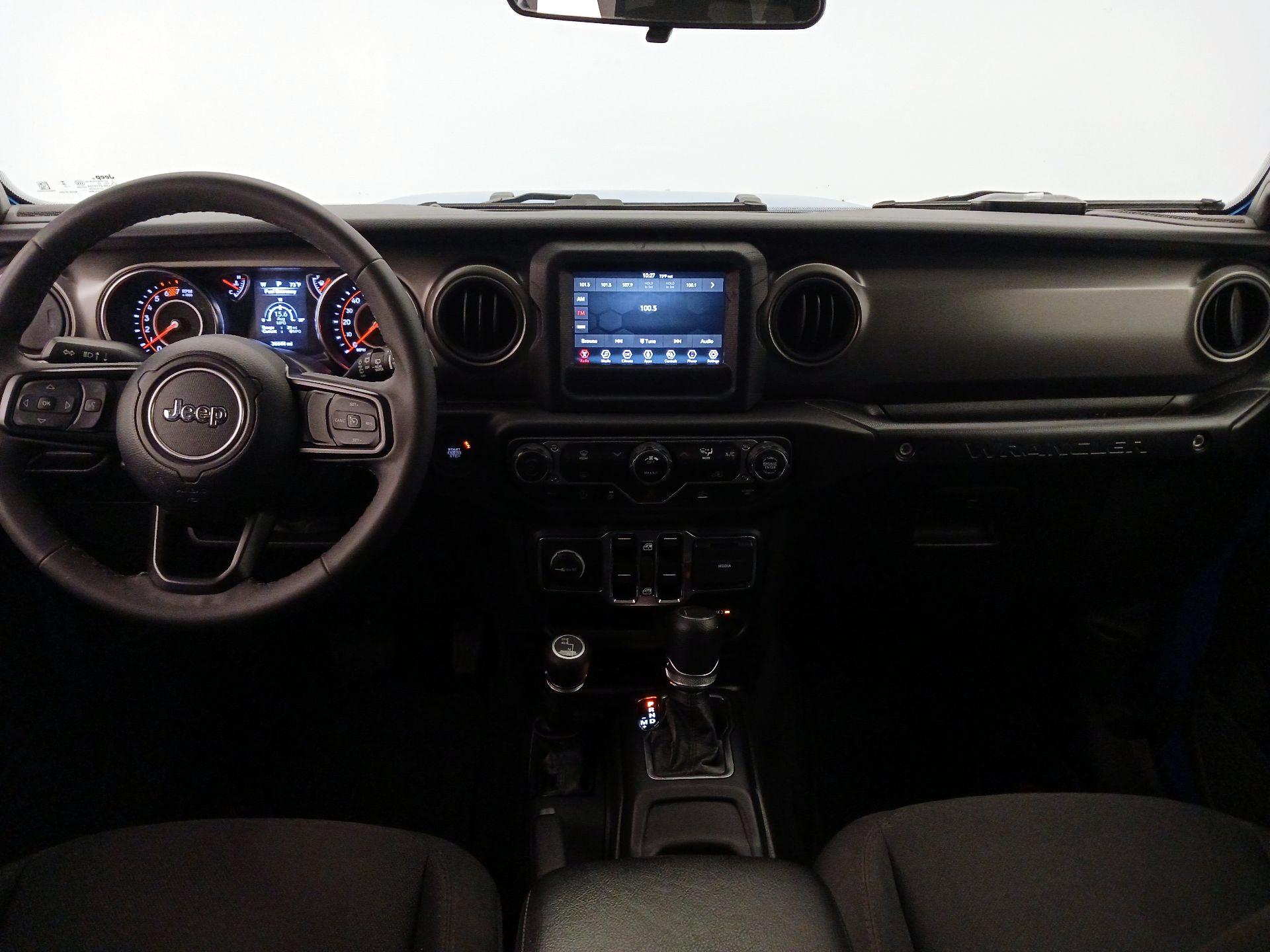 Thumbnail: 2023 Jeep Wrangler - 9