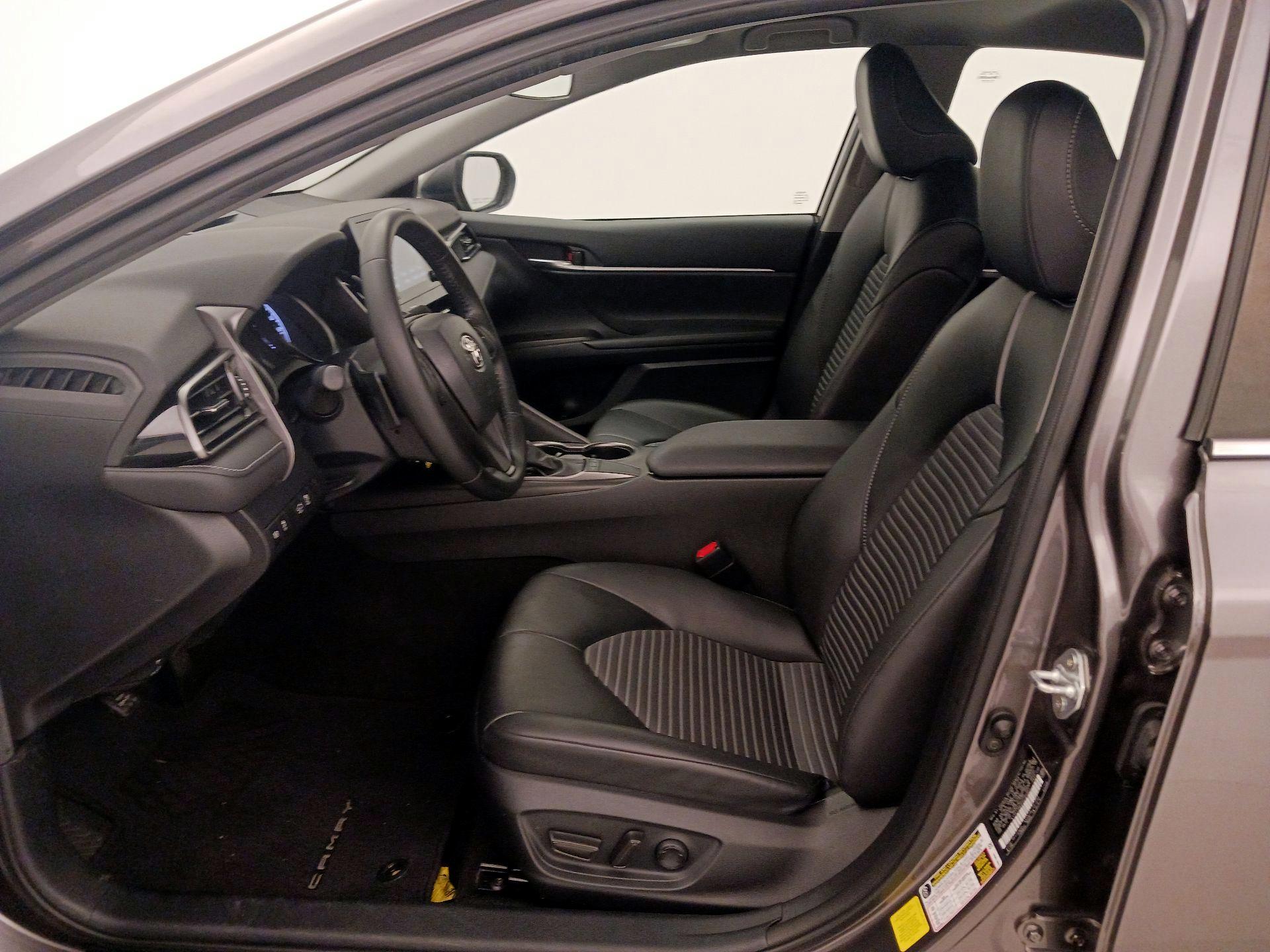 Thumbnail: 2023 Toyota Camry - 11