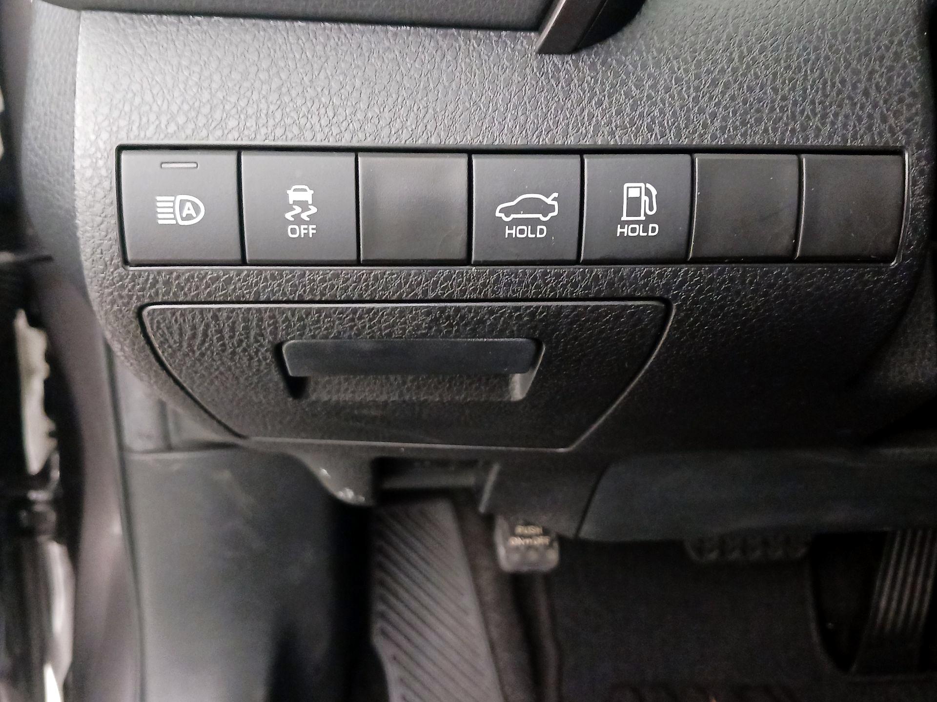 Thumbnail: 2023 Toyota Camry - 13