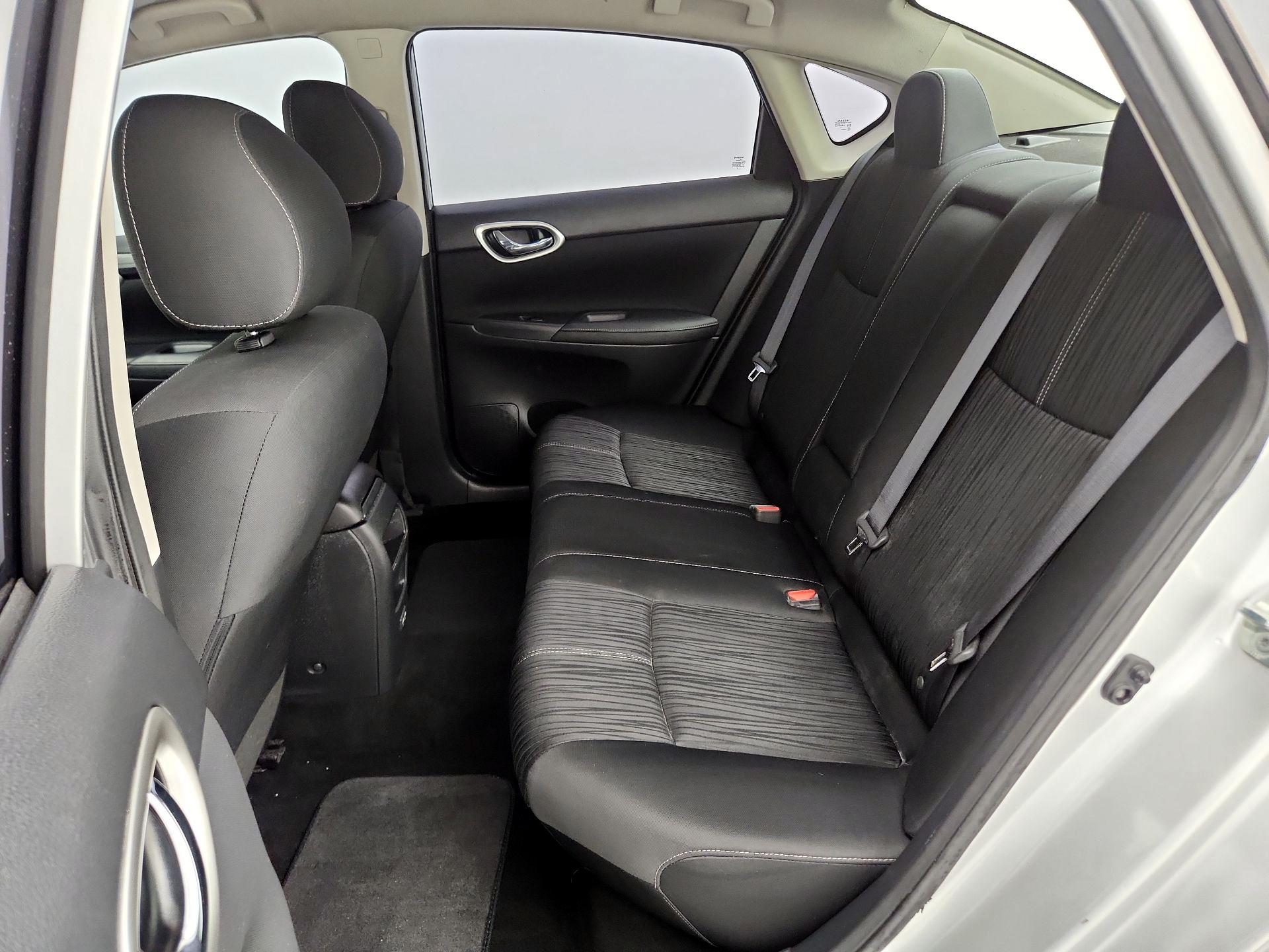 Thumbnail: 2017 Nissan Sentra - 19