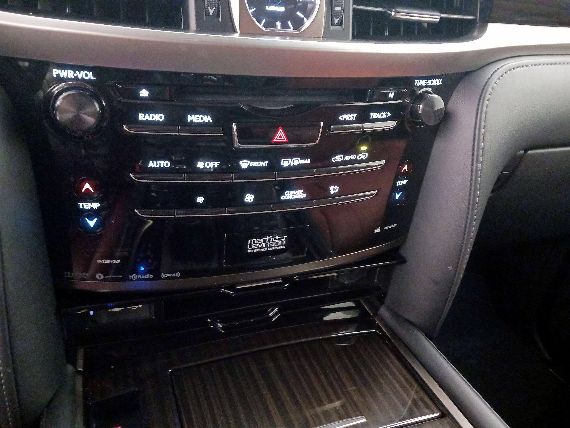 Thumbnail: 2021 Lexus LX - 17
