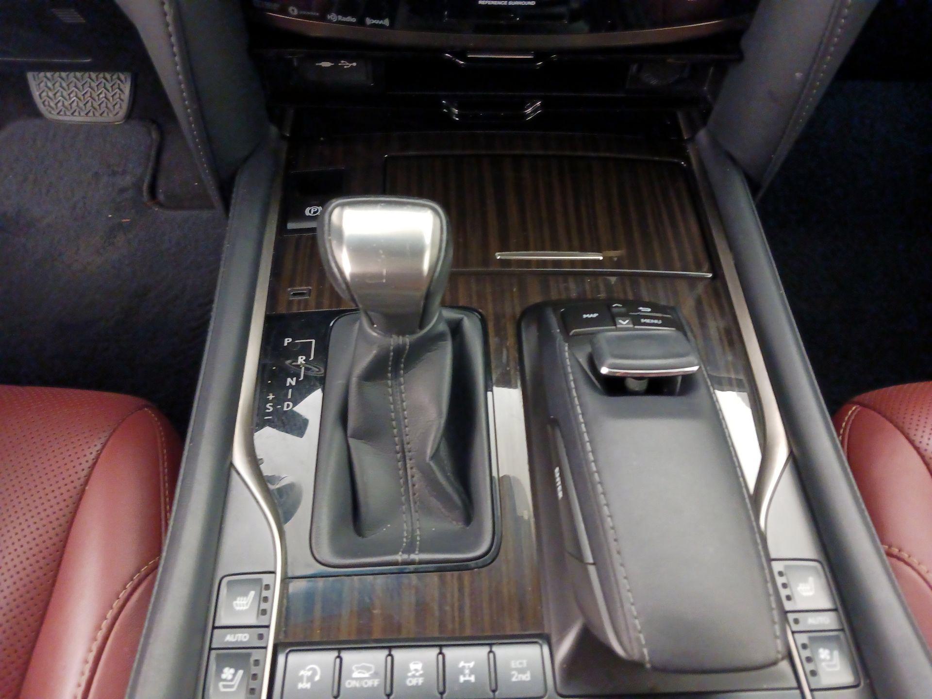 Thumbnail: 2021 Lexus LX - 18