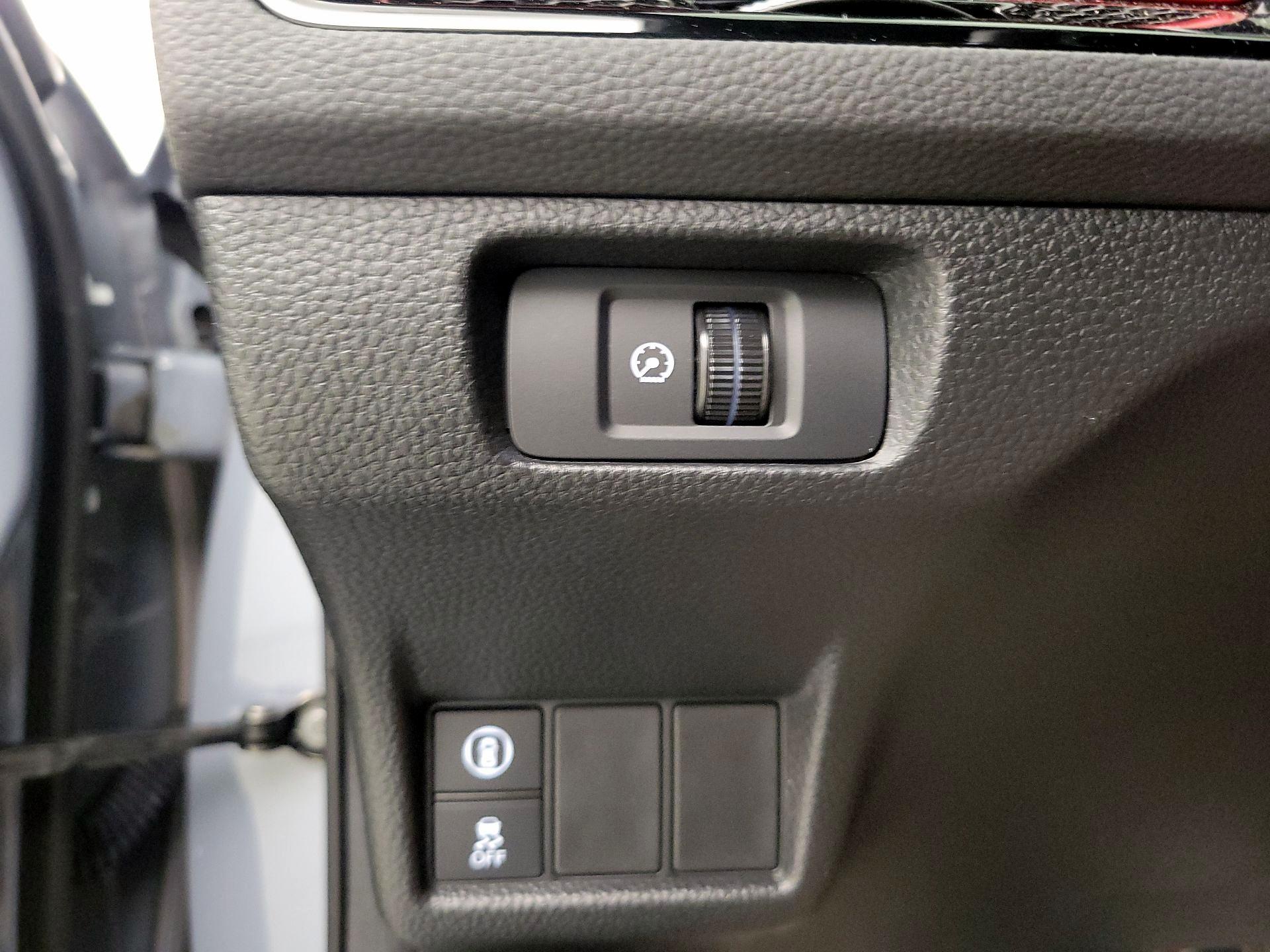 Thumbnail: 2023 Honda Civic - 13