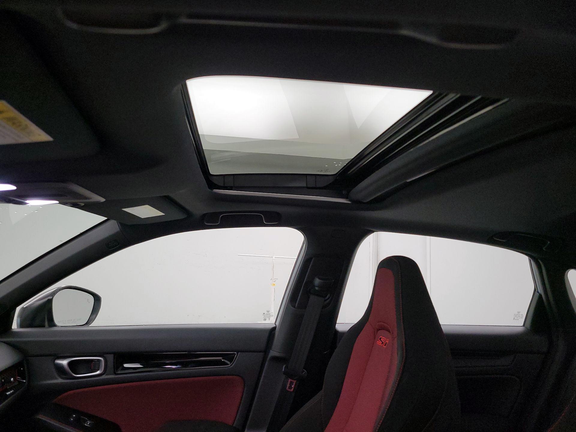 Thumbnail: 2023 Honda Civic - 19