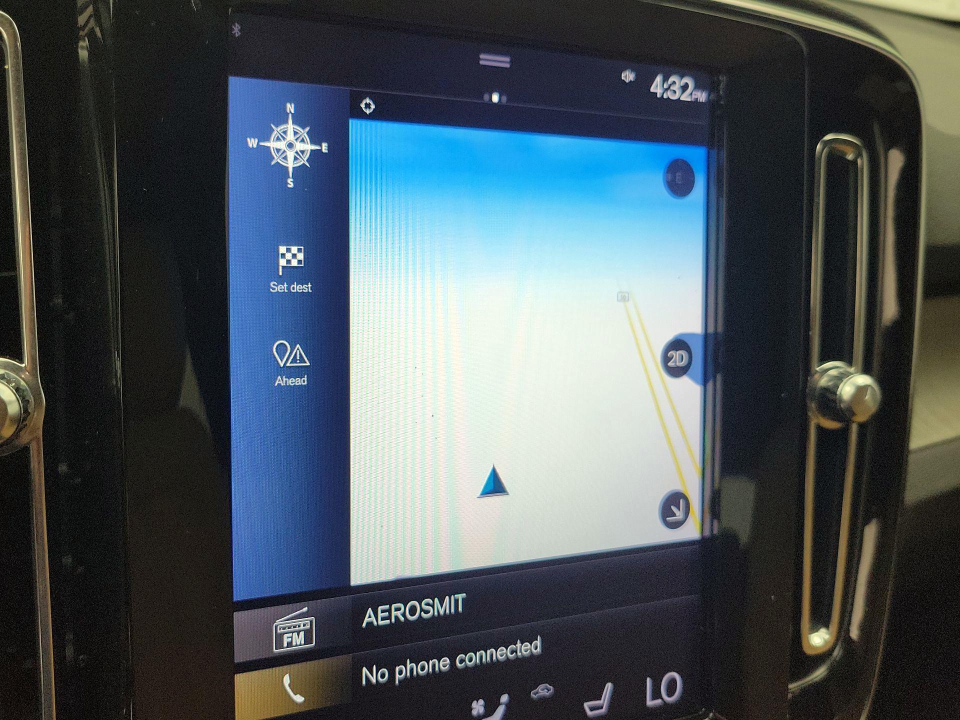 Thumbnail: 2020 Volvo XC40 - 14