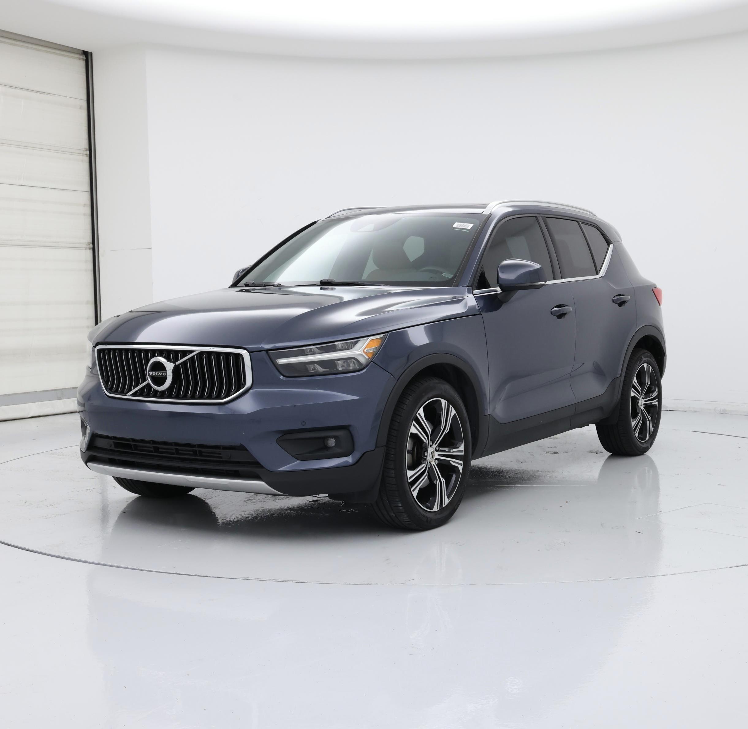Thumbnail: 2020 Volvo XC40 - 4