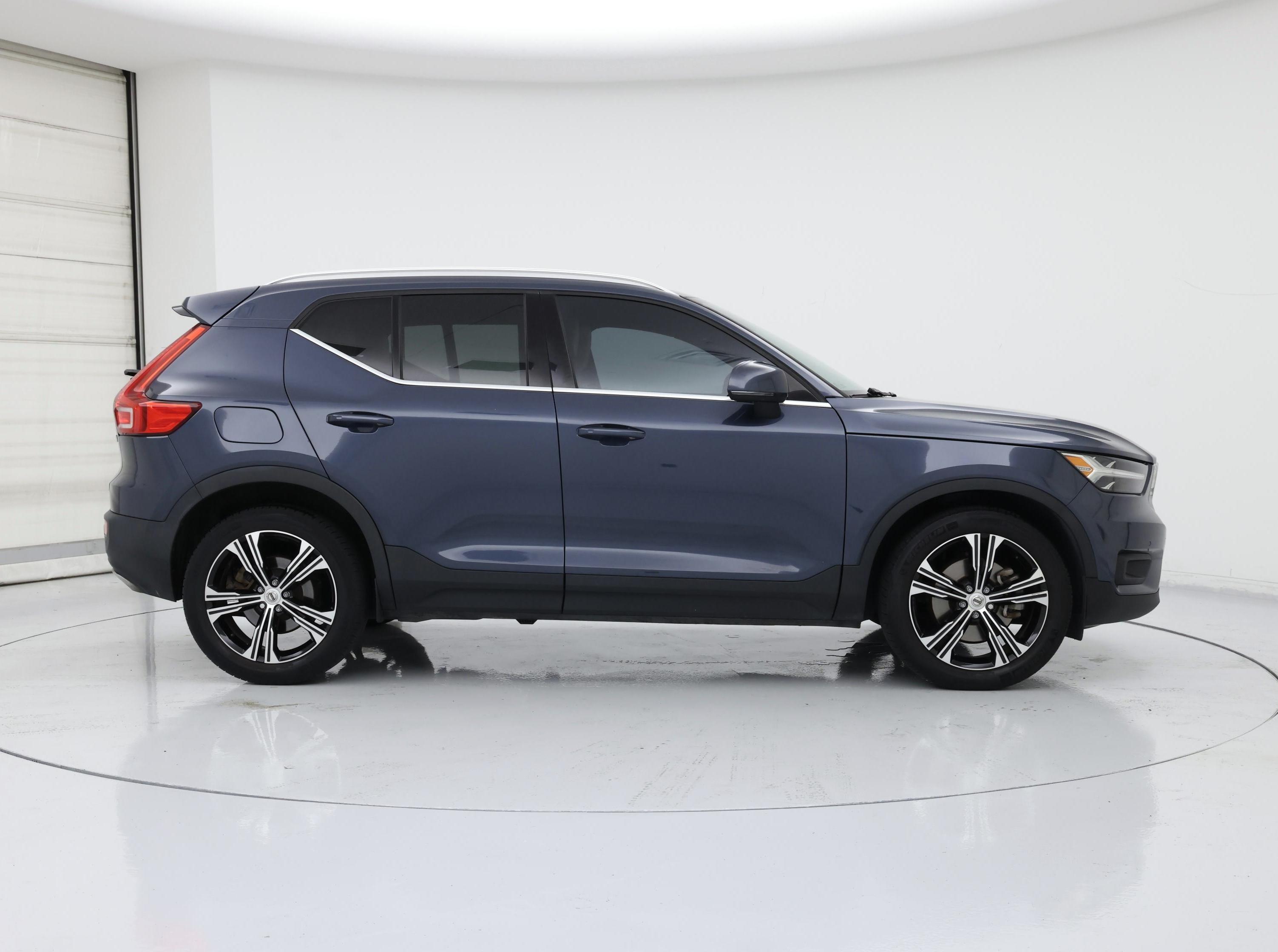 Thumbnail: 2020 Volvo XC40 - 7