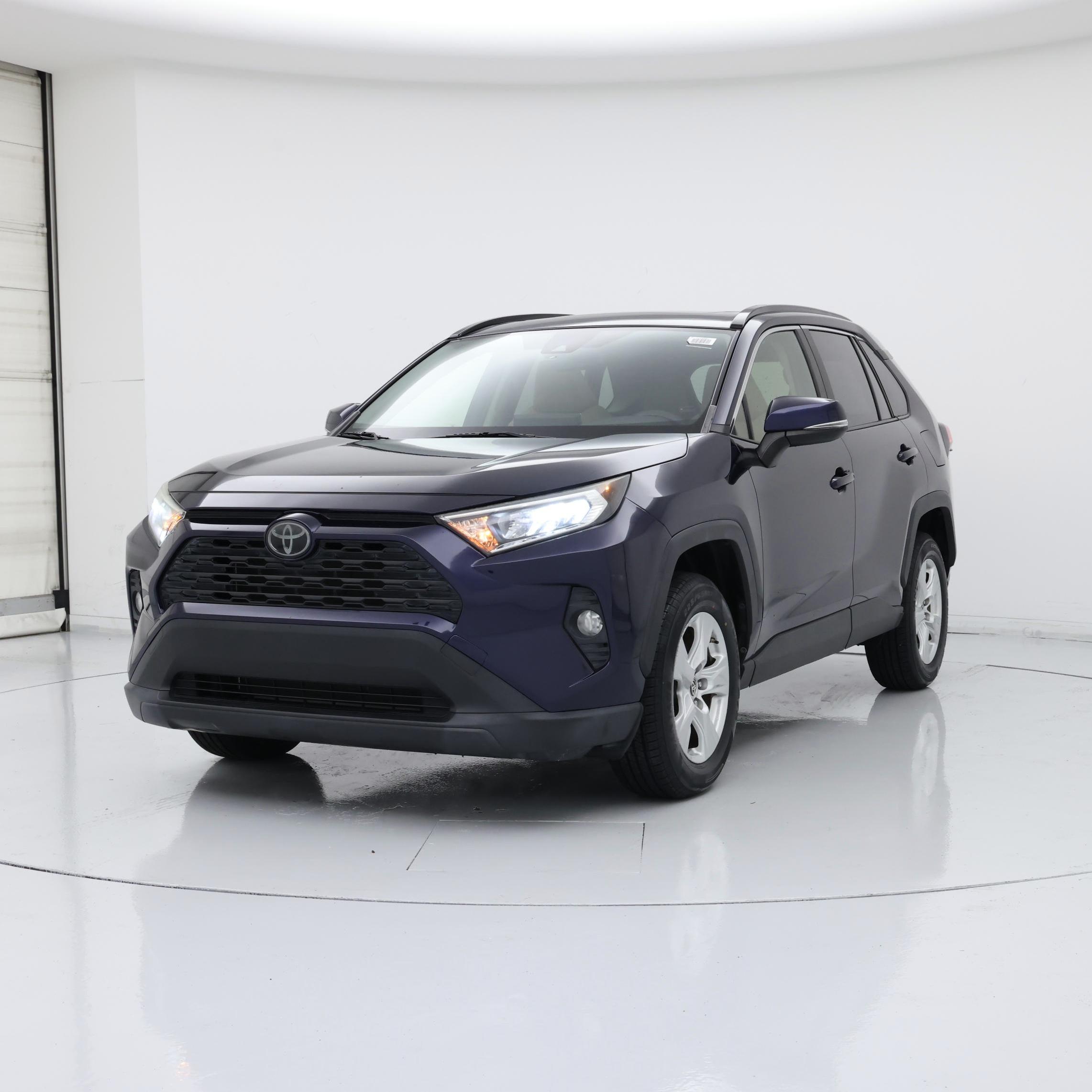 Thumbnail: 2019 Toyota RAV4 - 4