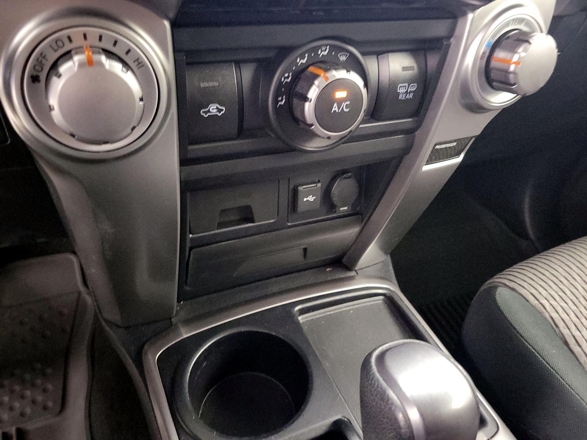 Thumbnail: 2021 Toyota 4Runner - 16