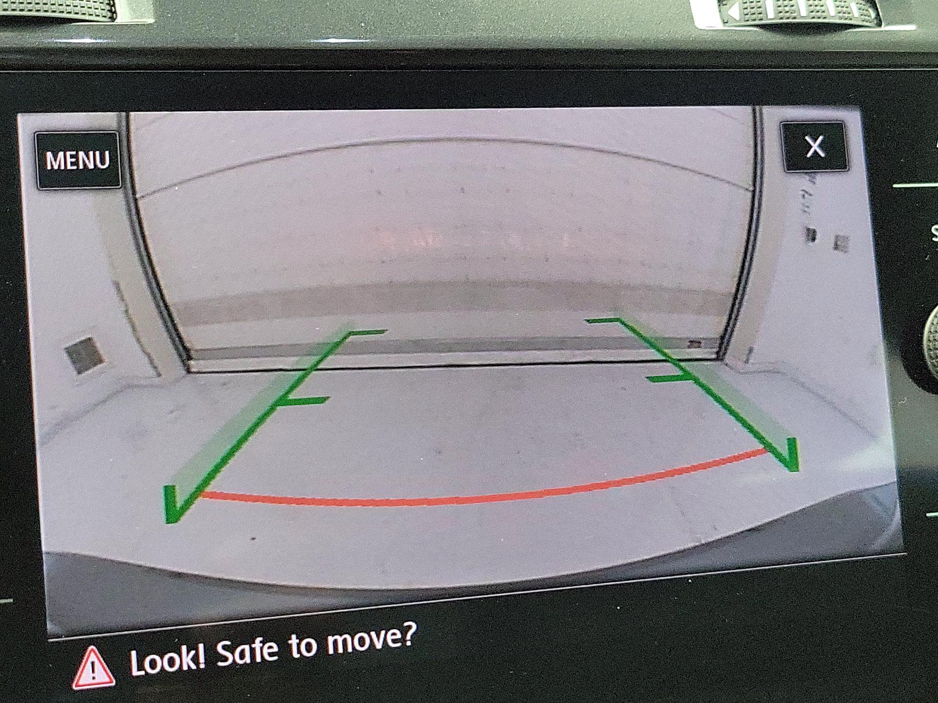 Thumbnail: 2019 Volkswagen Golf - 14