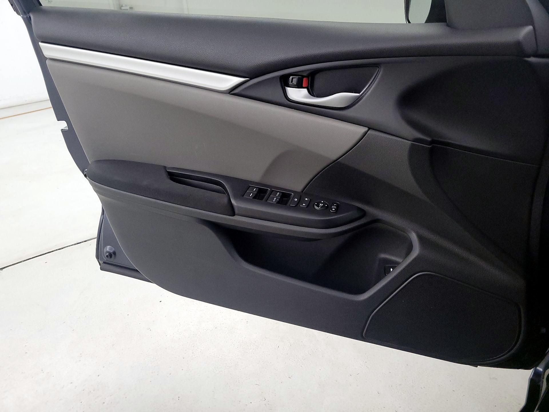 Thumbnail: 2020 Honda Civic - 12
