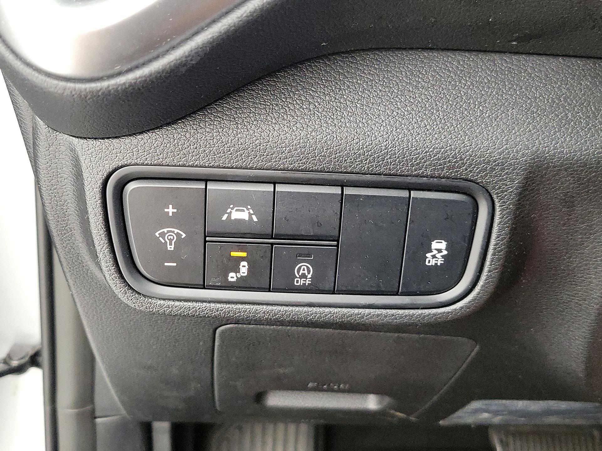 Thumbnail: 2020 Kia Soul - 13